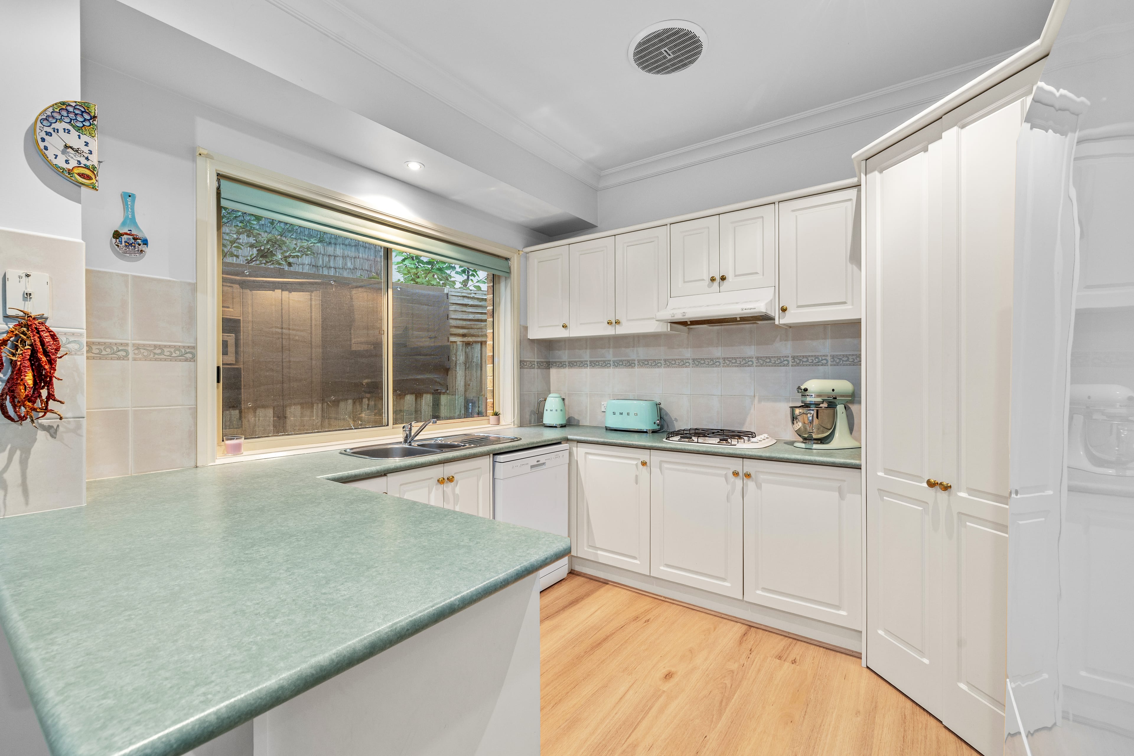 3/2A Verbena Avenue, The Basin — listing photograph 9