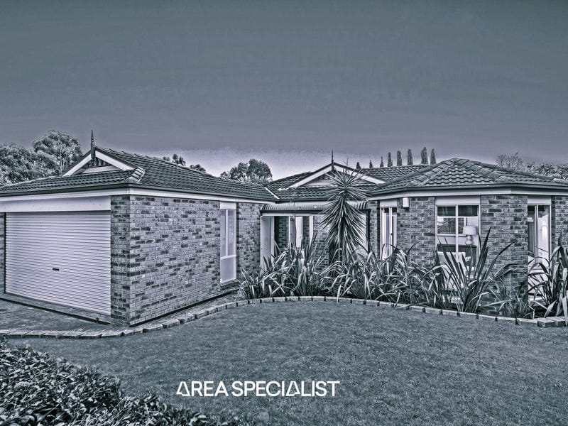 2 Mountain Ash Court, Upper Ferntree Gully — listing photograph 1