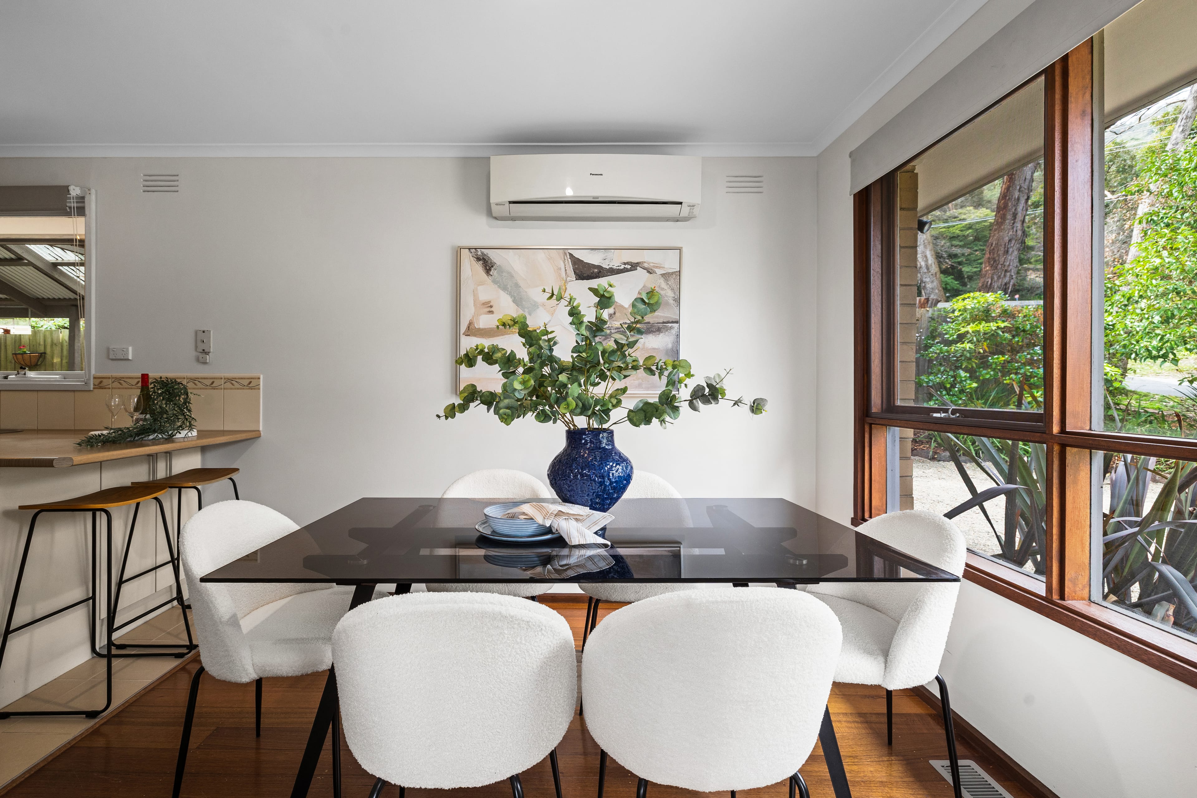 27 Joan Avenue, Ferntree Gully — listing photograph 10