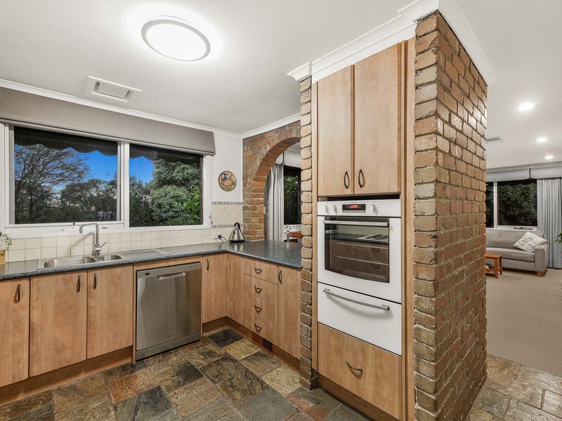 7 Hollyoak Court, Ferntree Gully — listing photograph 7