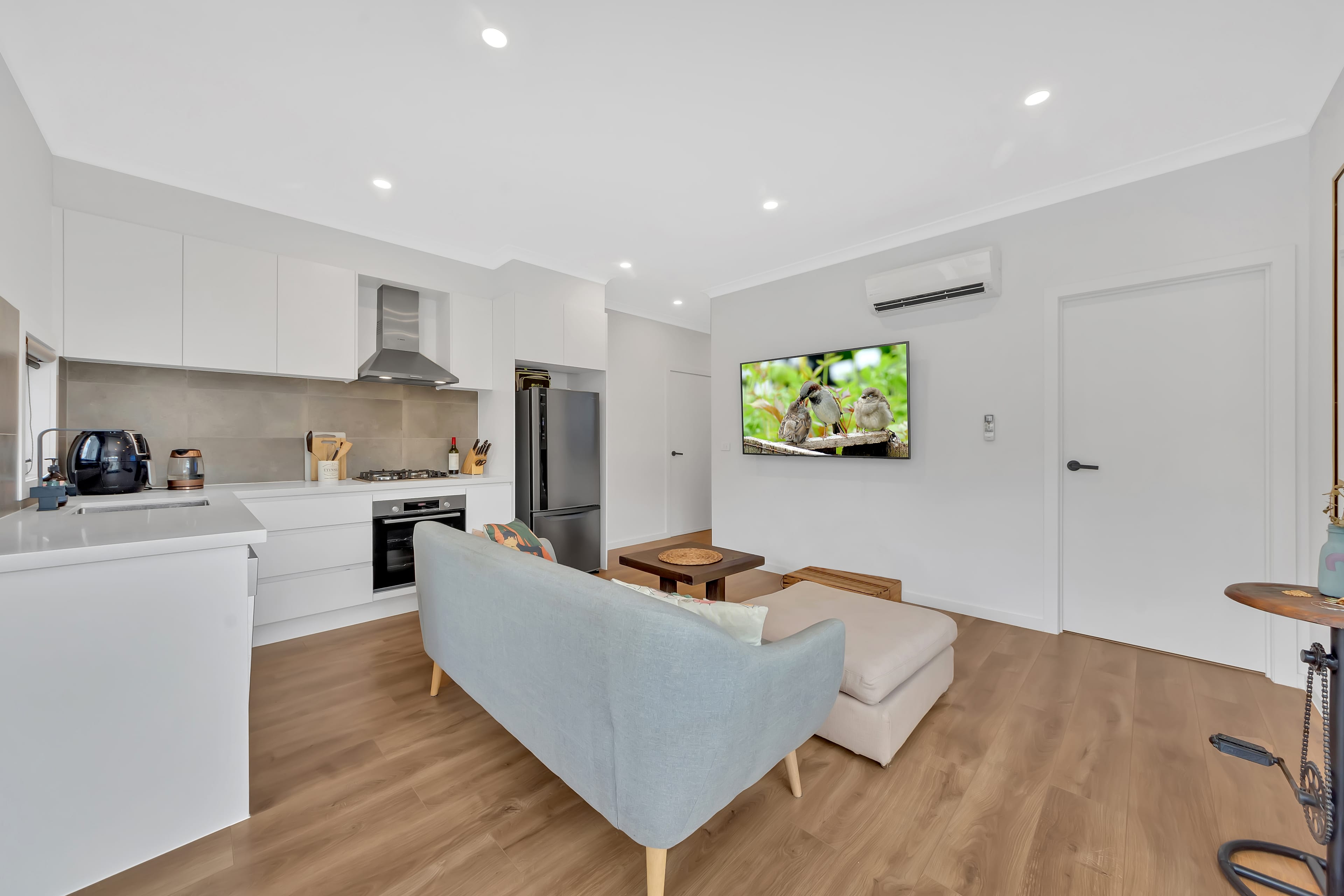 4/32 Adele Avenue, Ferntree Gully — listing photograph 4
