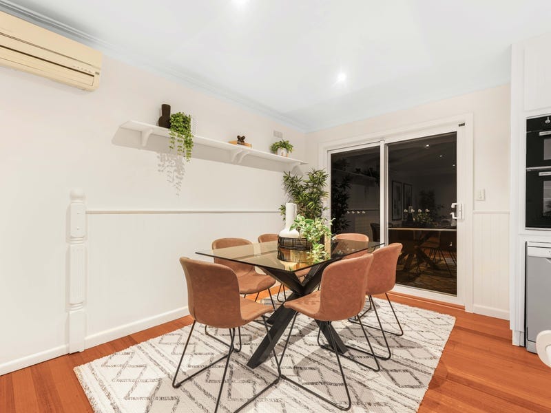 11 Dinsdale Road, Boronia — listing photograph 5