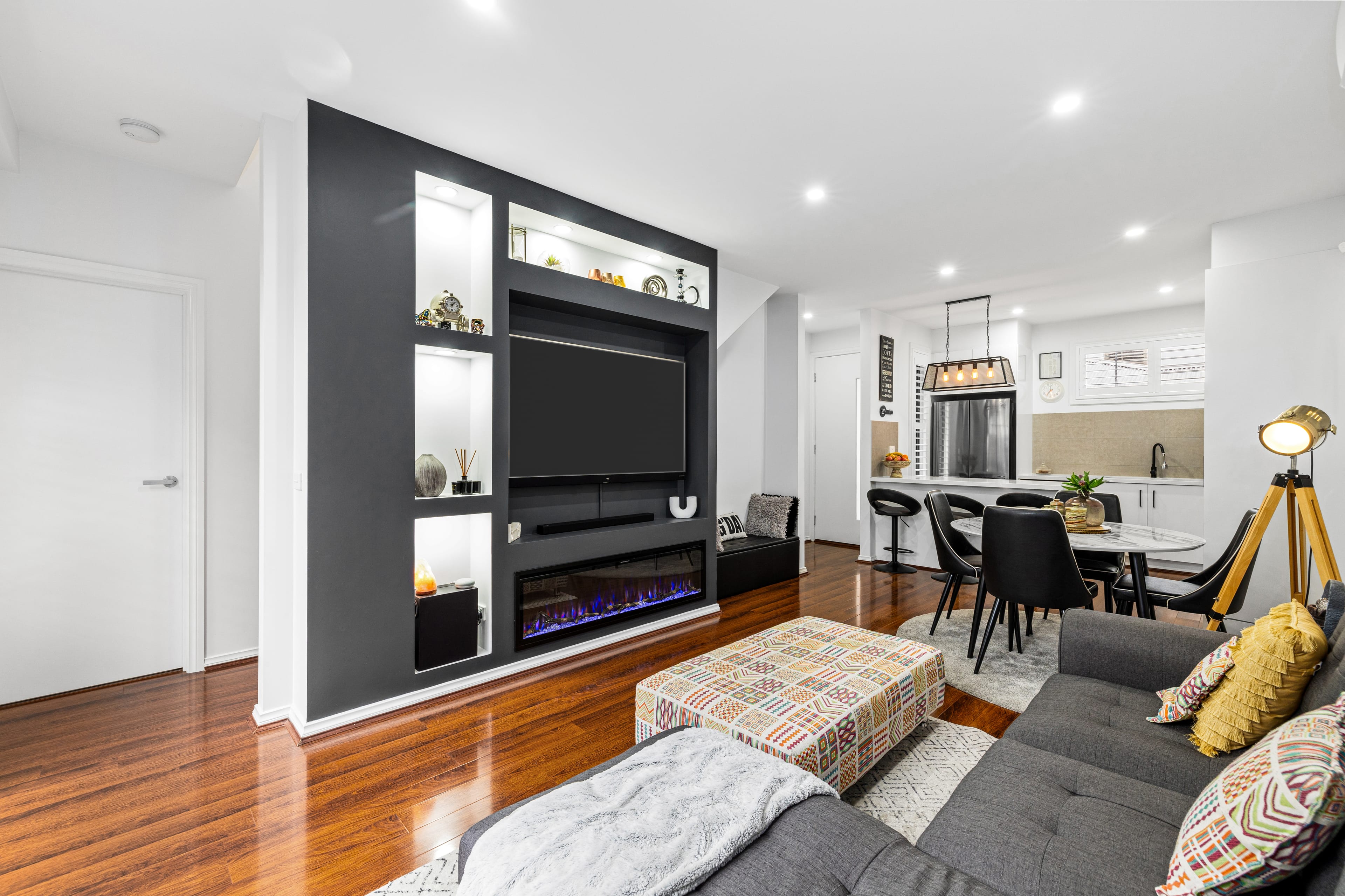 2/24 Conn Street, Ferntree Gully — listing photograph 3