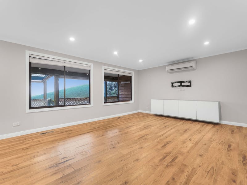 17 Jones Avenue, Upper Ferntree Gully — listing photograph 4