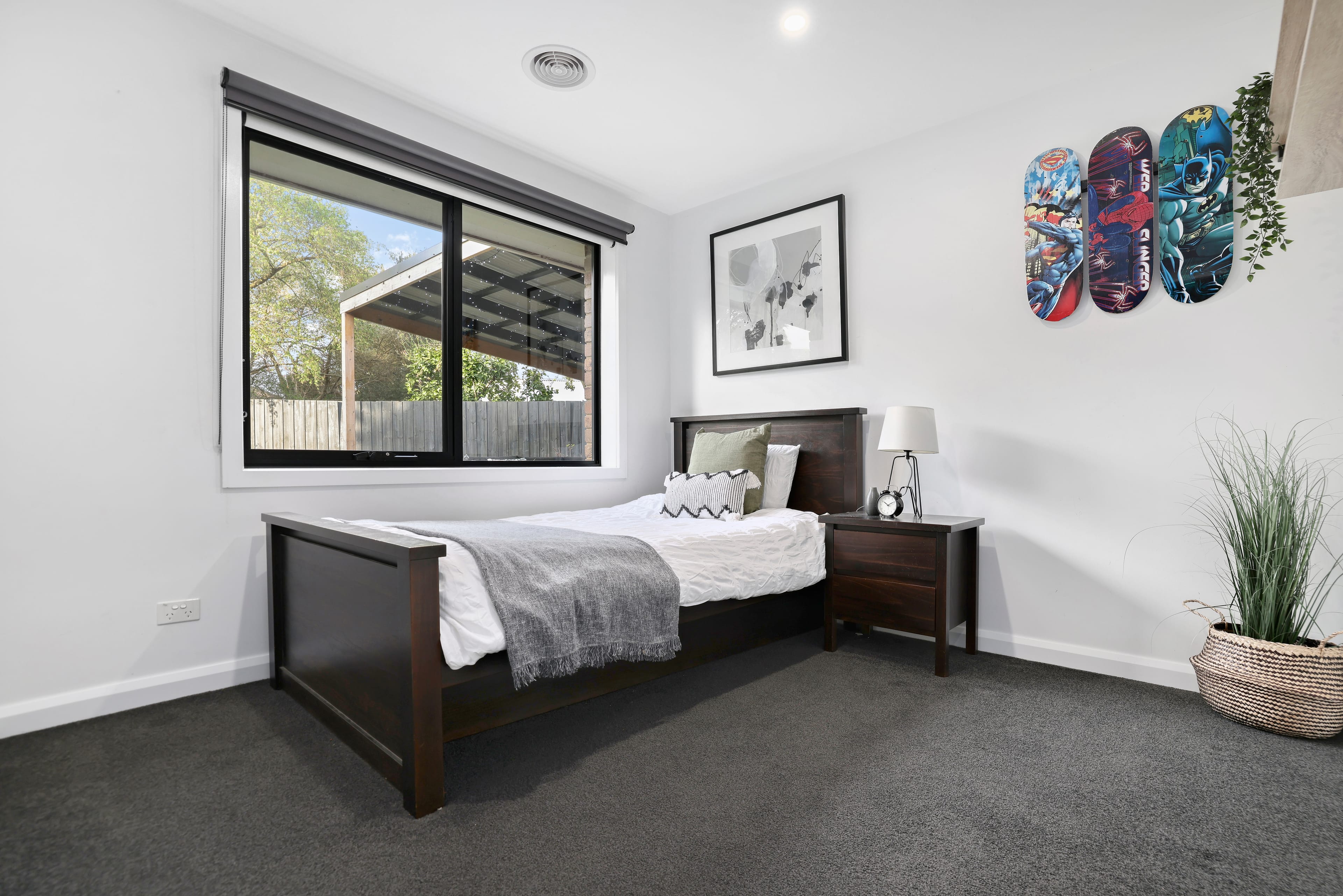 10 Homewood Close, Ferntree Gully — listing photograph 8