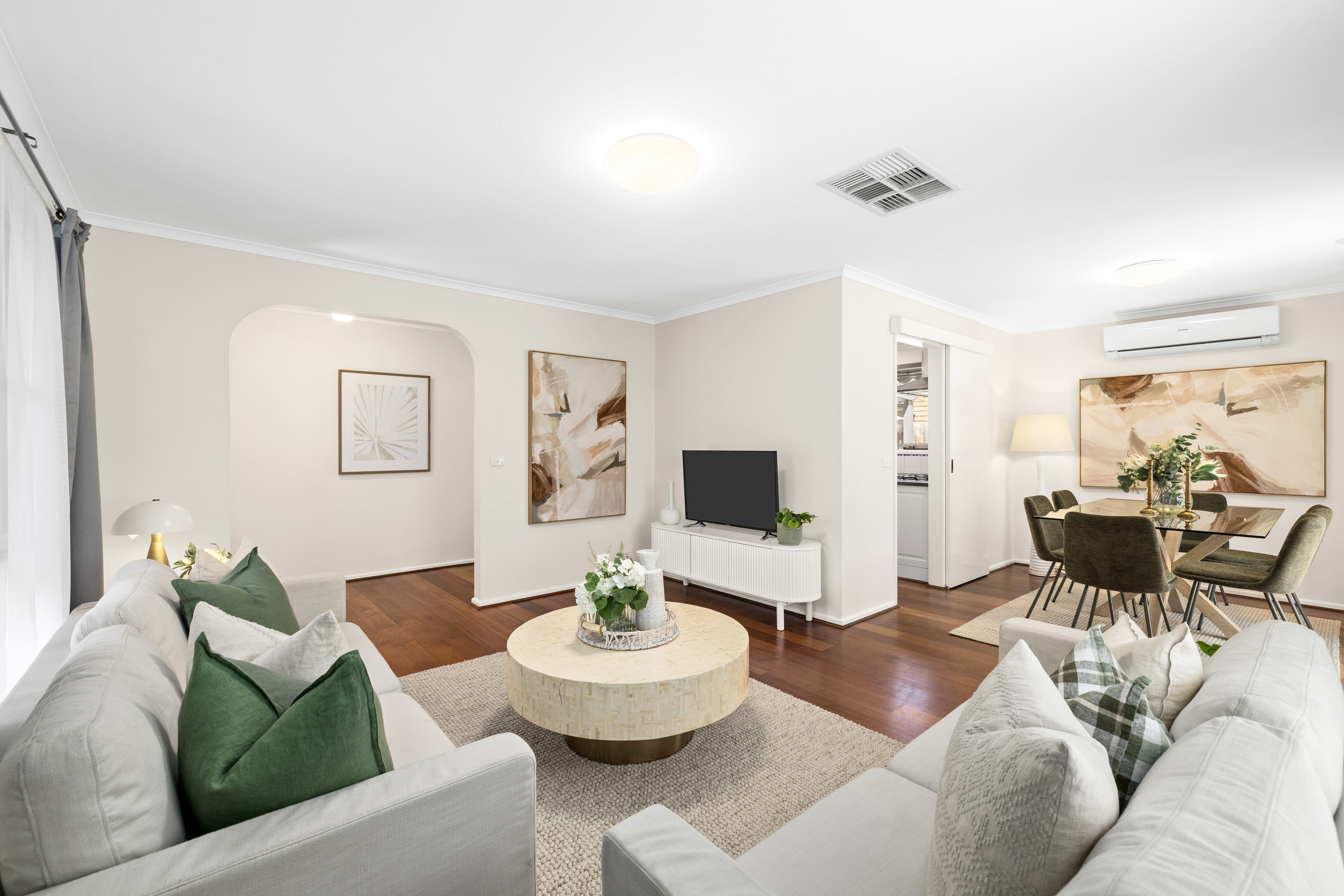 9 Hancock Drive, Ferntree Gully — listing photograph 4