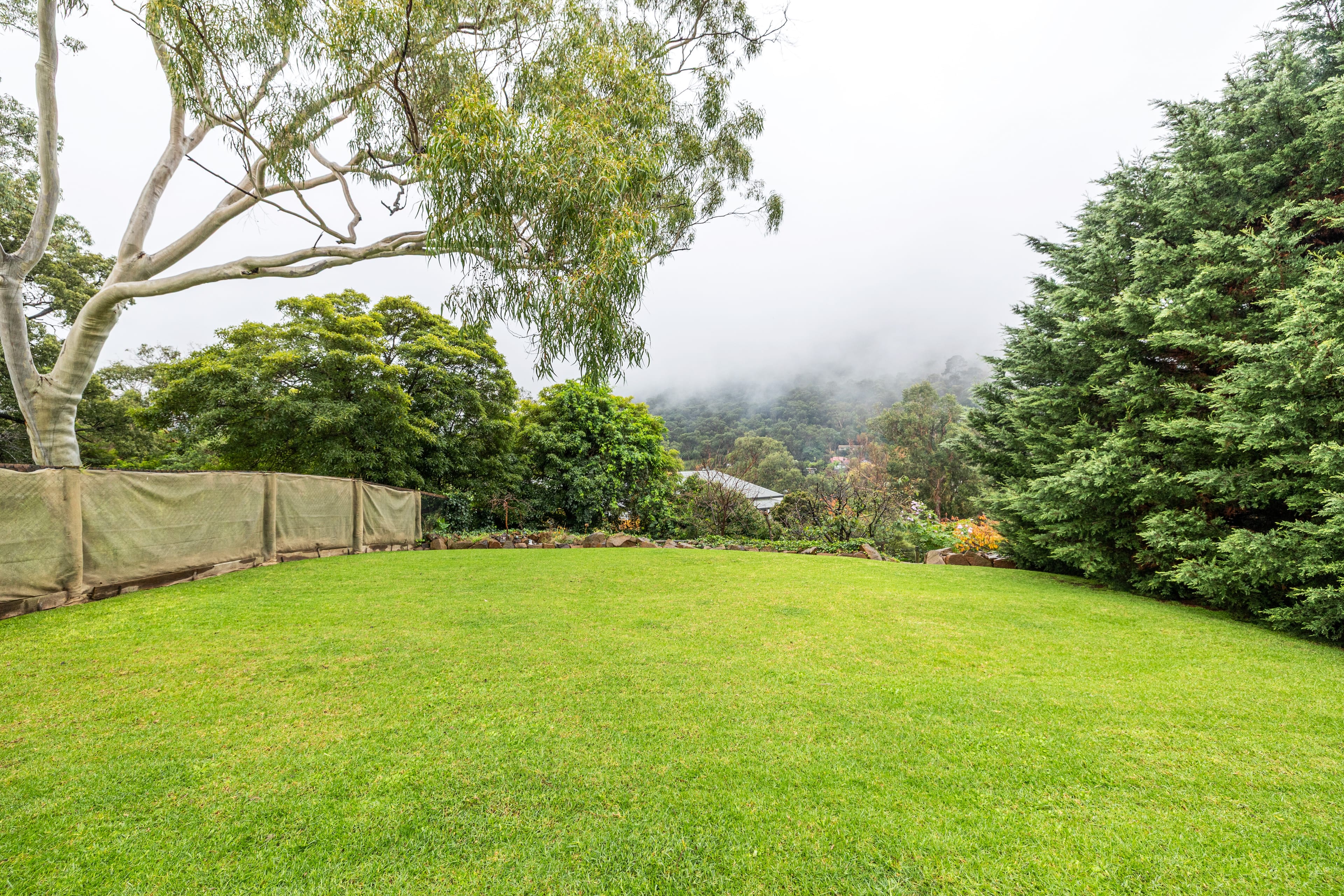 11 Baldwin Avenue, Upper Ferntree Gully — listing photograph 22