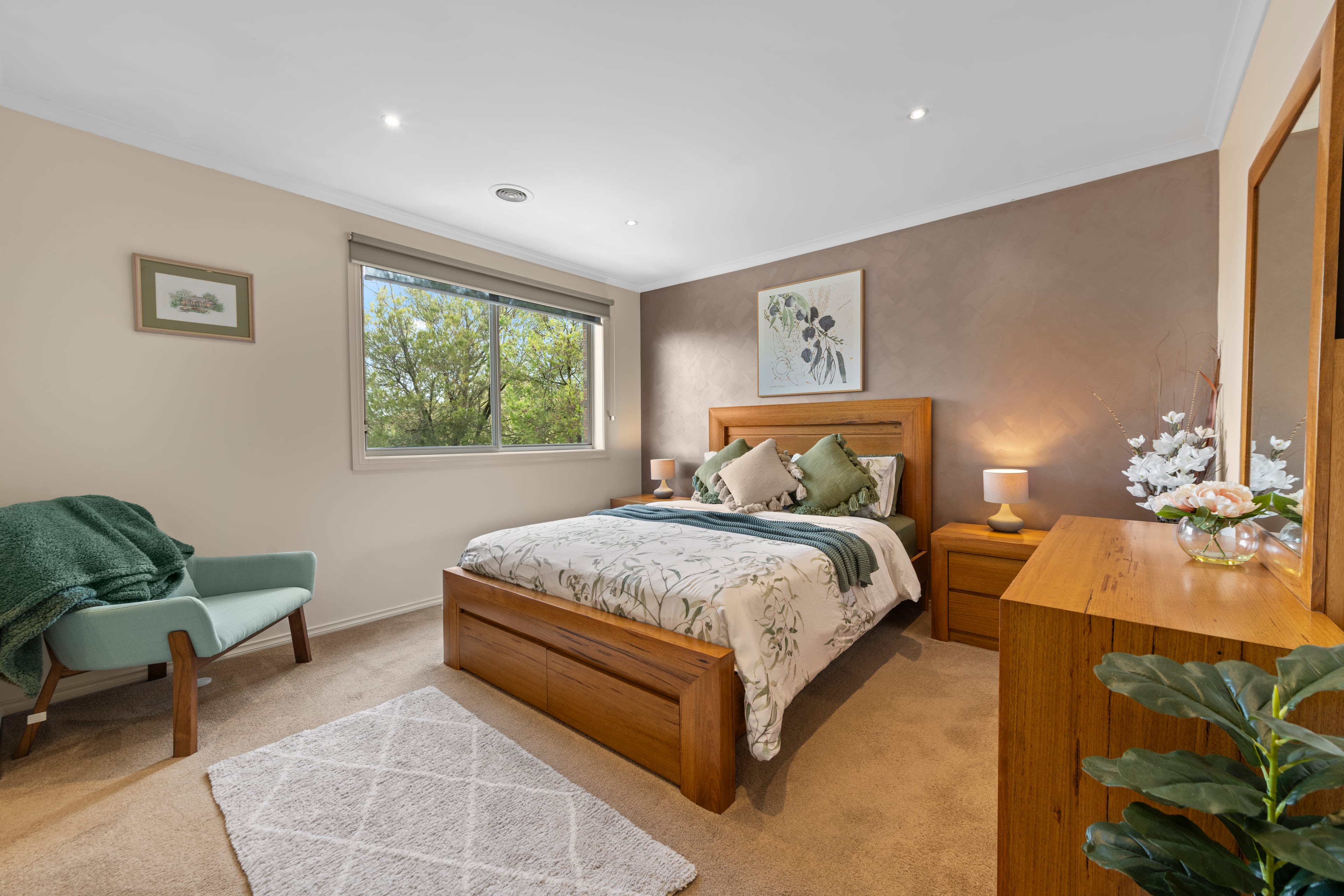 4 Houghton Drive, Ferntree Gully — listing photograph 10