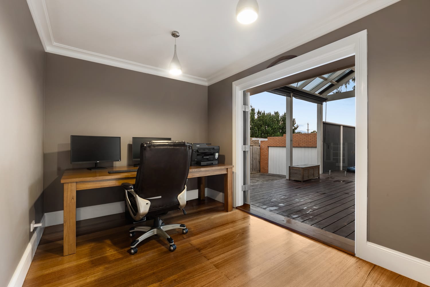 50 Folkstone Crescent, Ferntree Gully — listing photograph 9