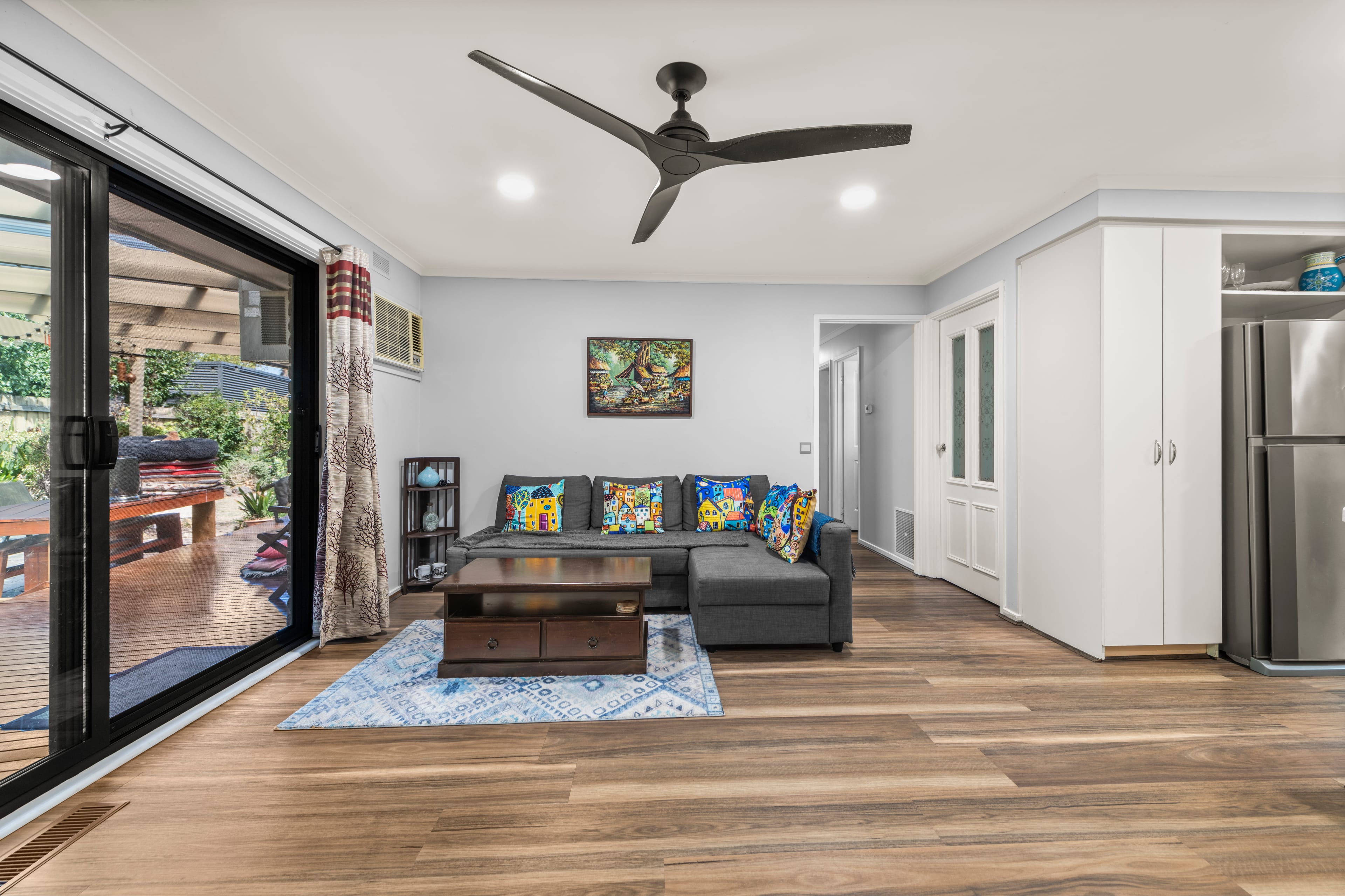 11 Agora Boulevard, Ferntree Gully — listing photograph 6
