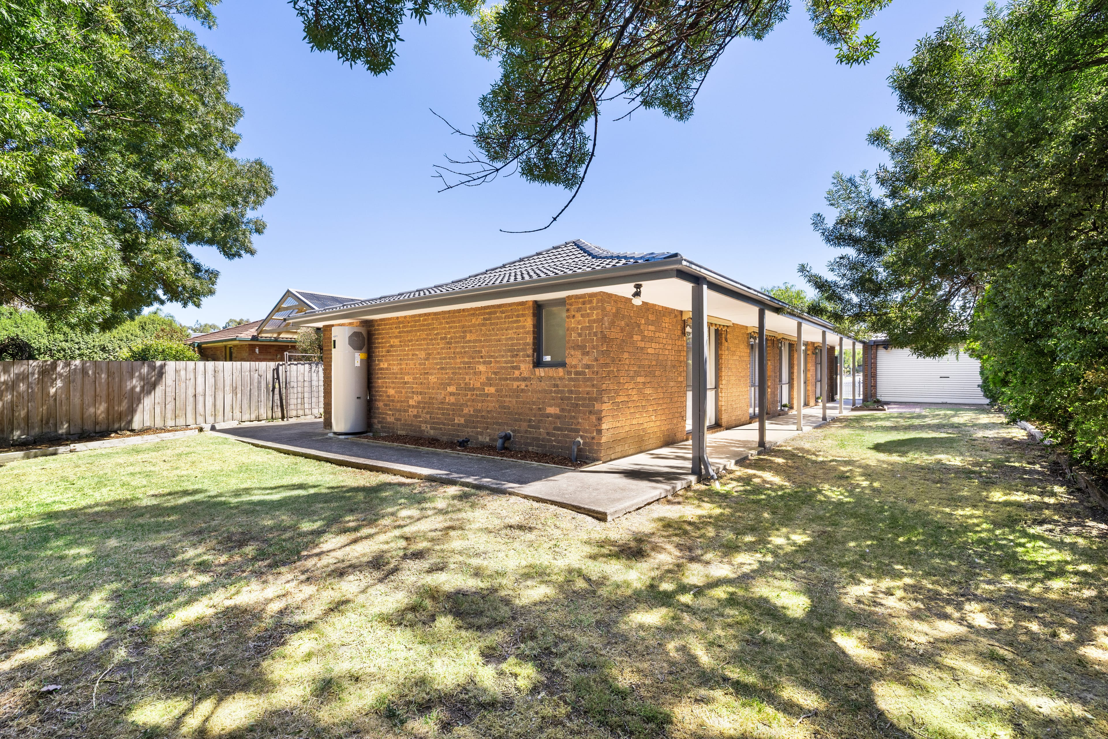 9 Hancock Drive, Ferntree Gully — listing photograph 20