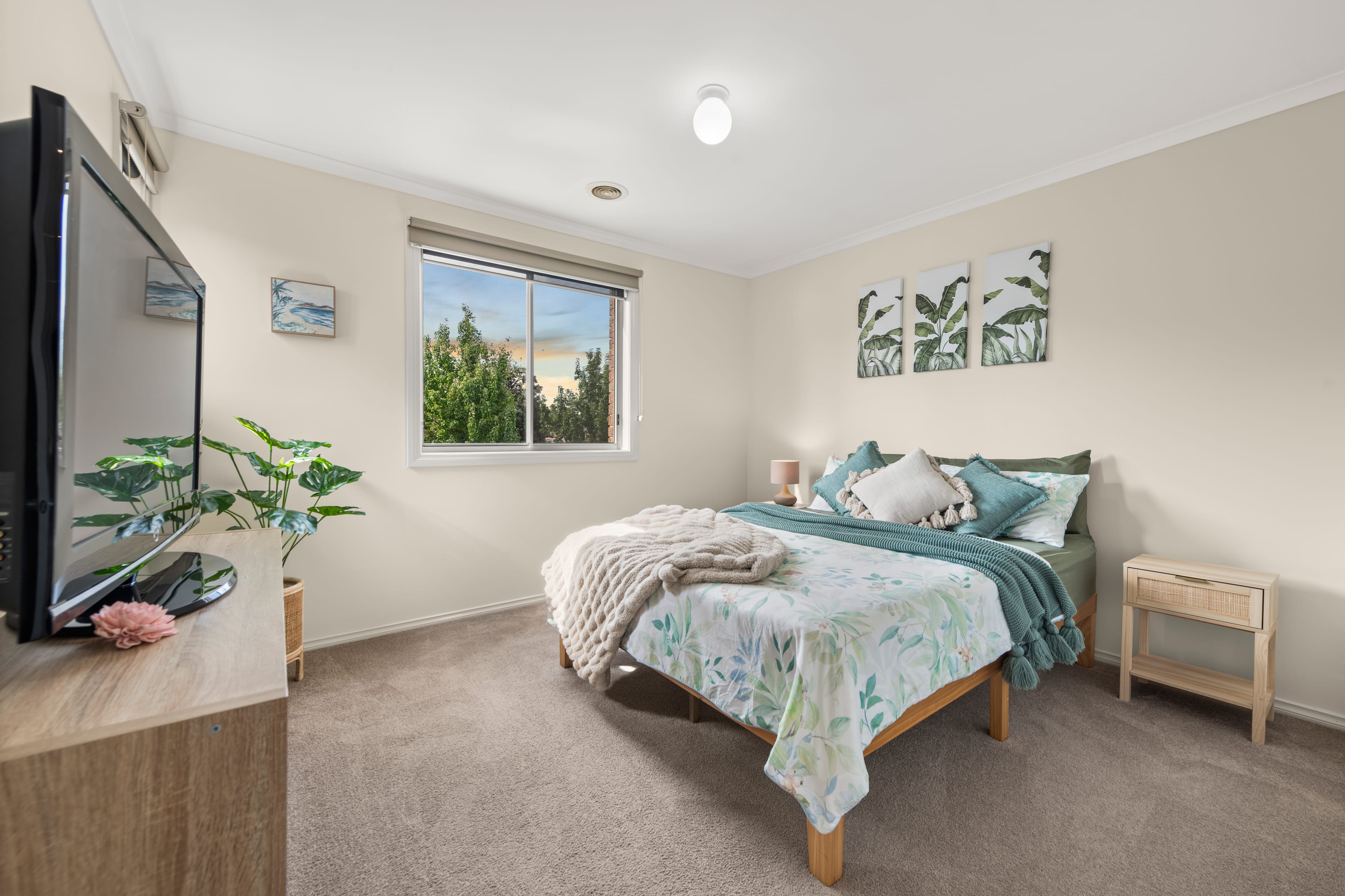 4 Houghton Drive, Ferntree Gully — listing photograph 12