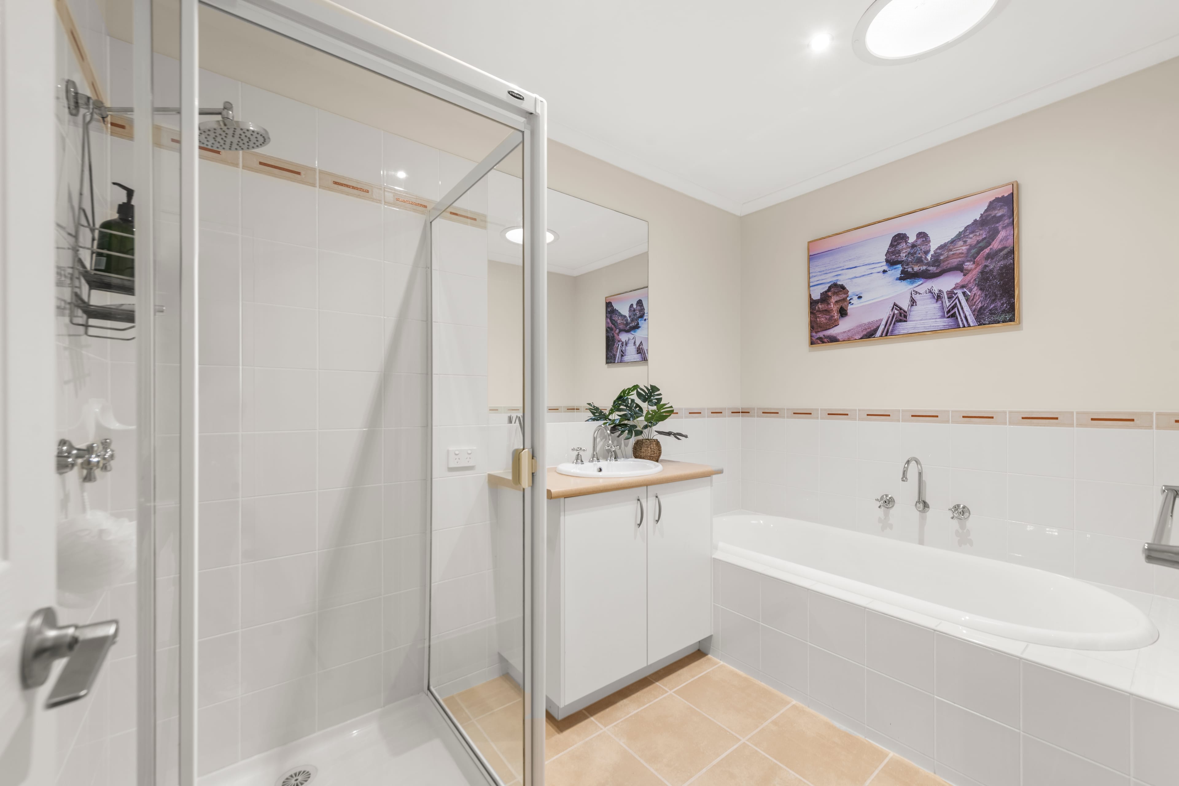 4 Houghton Drive, Ferntree Gully — listing photograph 14