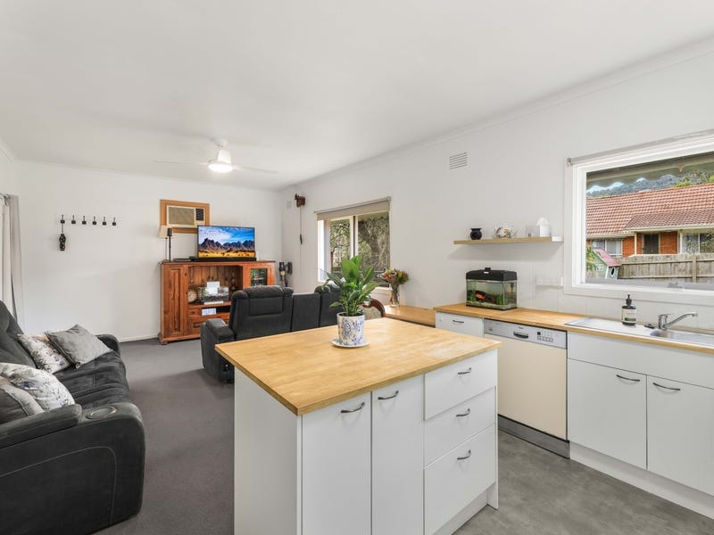 1 Halley Road, Ferntree Gully — listing photograph 14