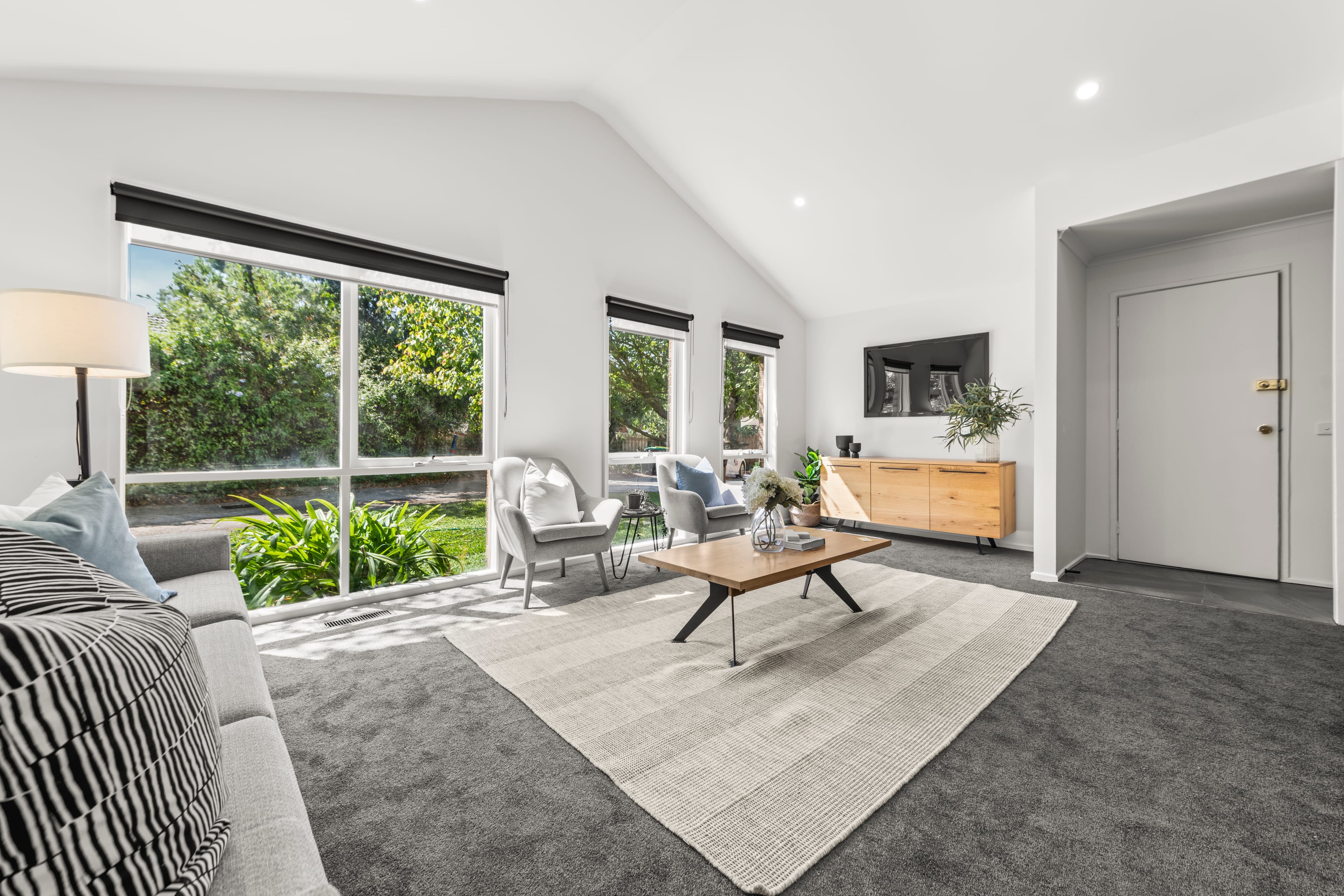 3/372 Middleborough Road, Blackburn — listing photograph 4