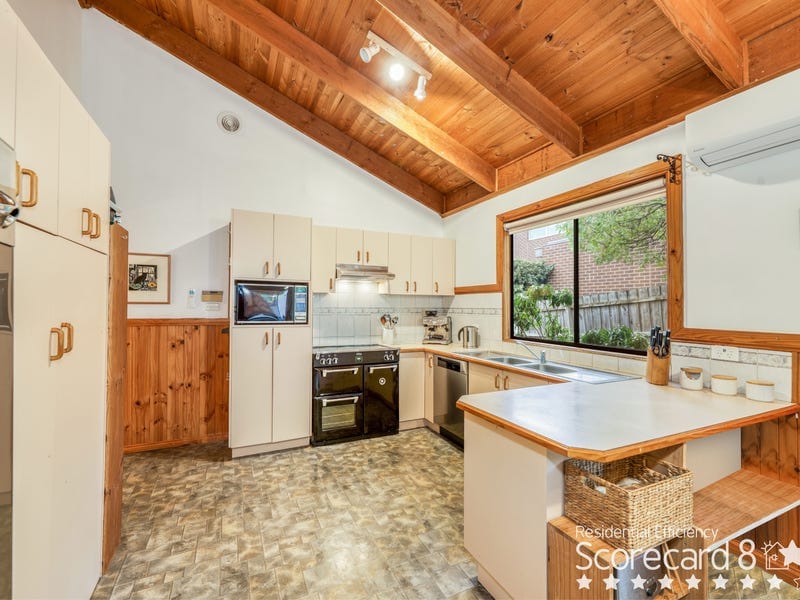 17 Myrtle Crescent, Ferntree Gully — listing photograph 6