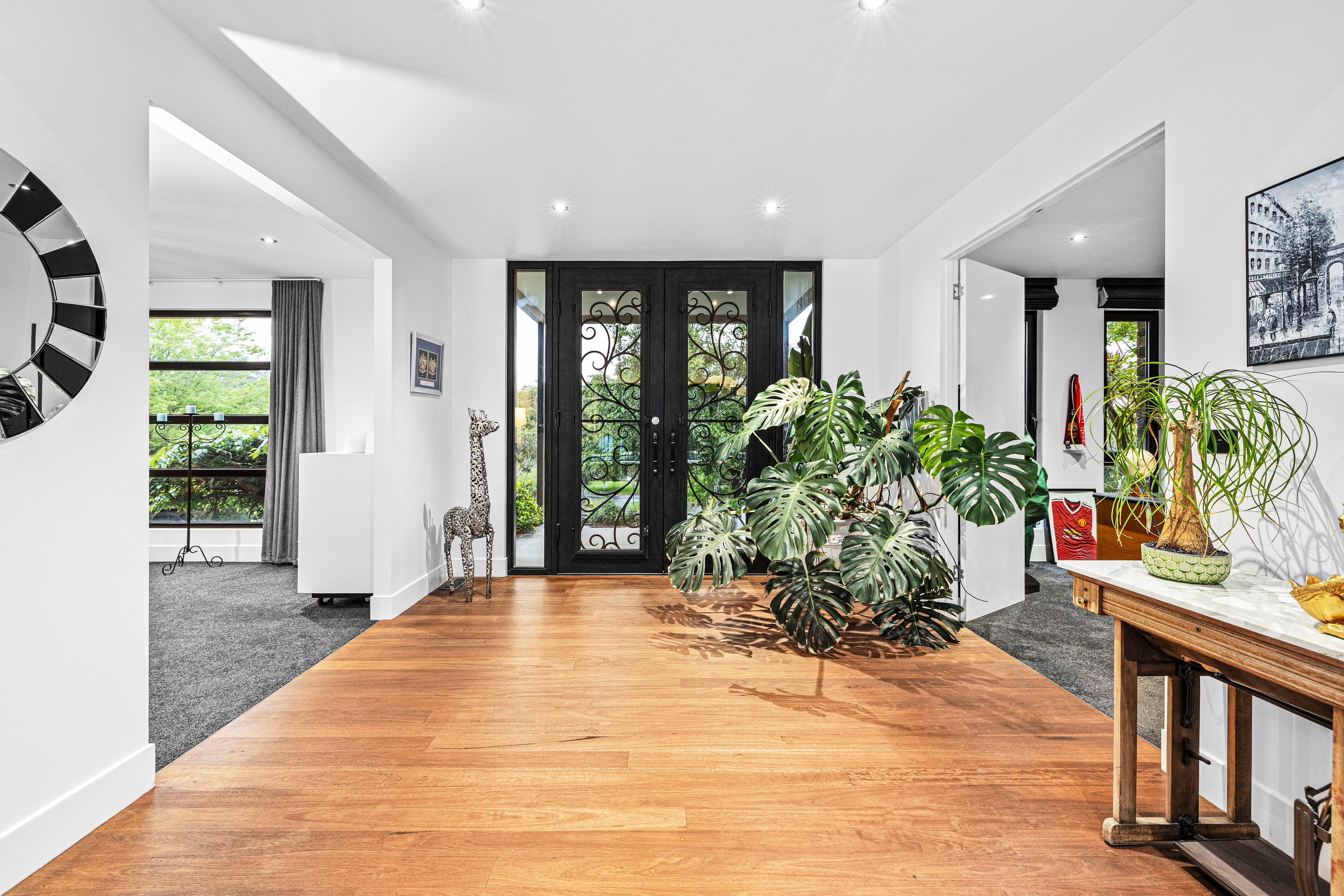 4 Meadowbank Close, Lysterfield South — listing photograph 5