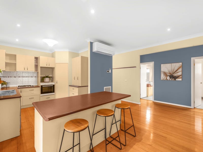 13 Old Belgrave Road, Upper Ferntree Gully — listing photograph 8