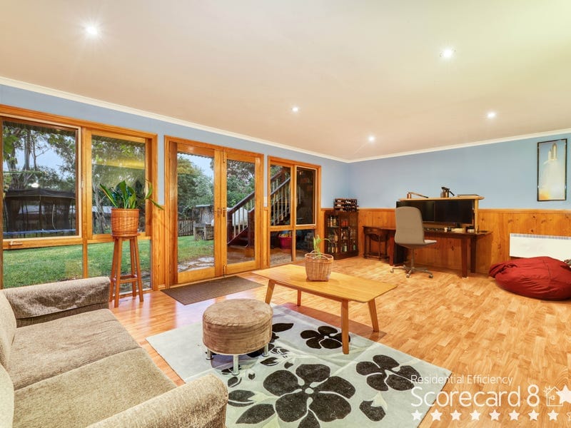 17 Myrtle Crescent, Ferntree Gully — listing photograph 4