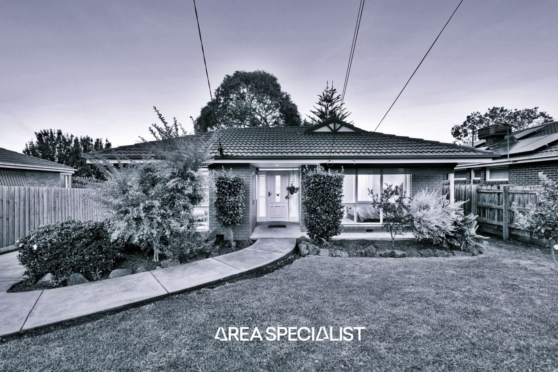 50 Folkstone Crescent, Ferntree Gully — listing photograph 1