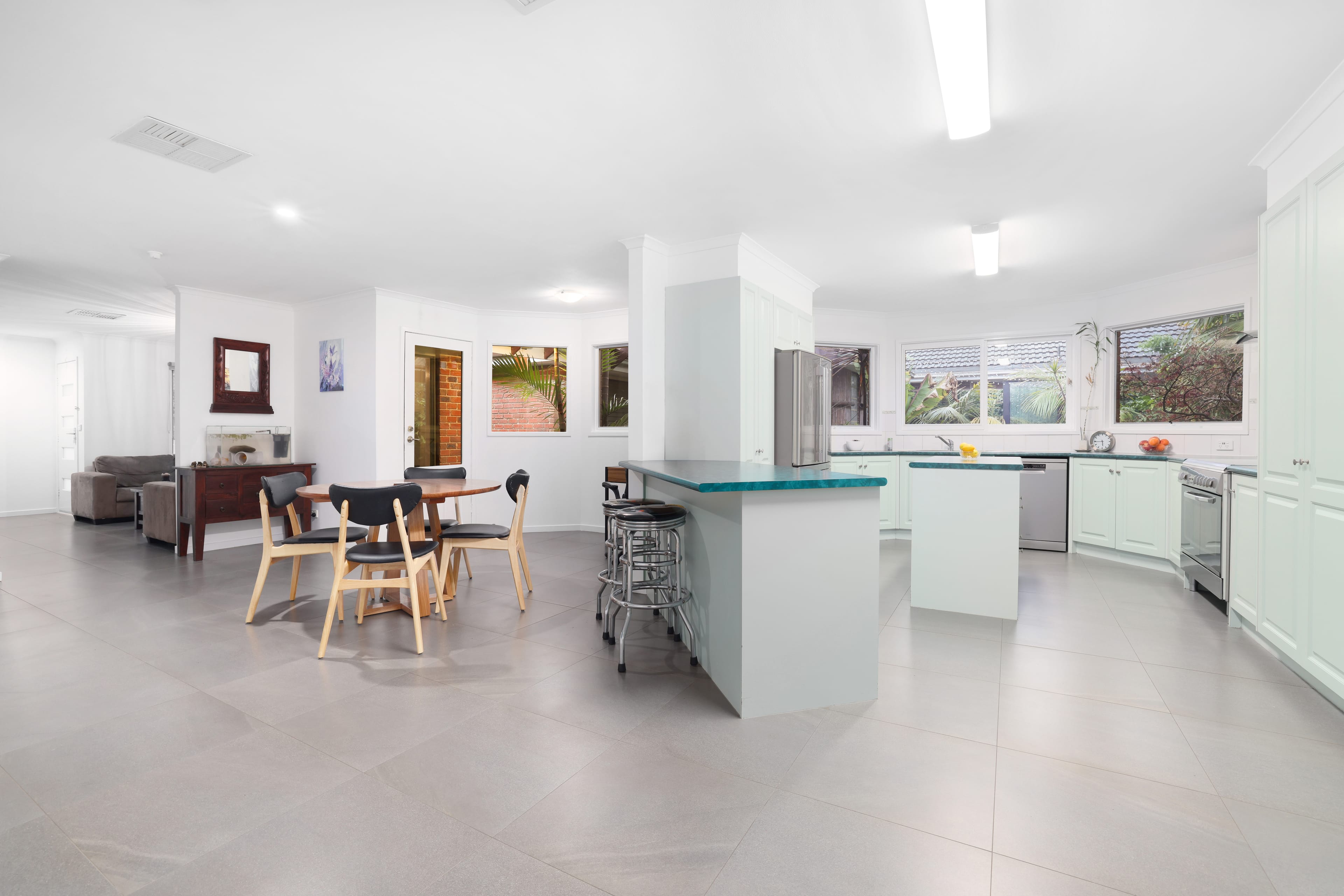 18 Ramsay Street, Bayswater North — listing photograph 12