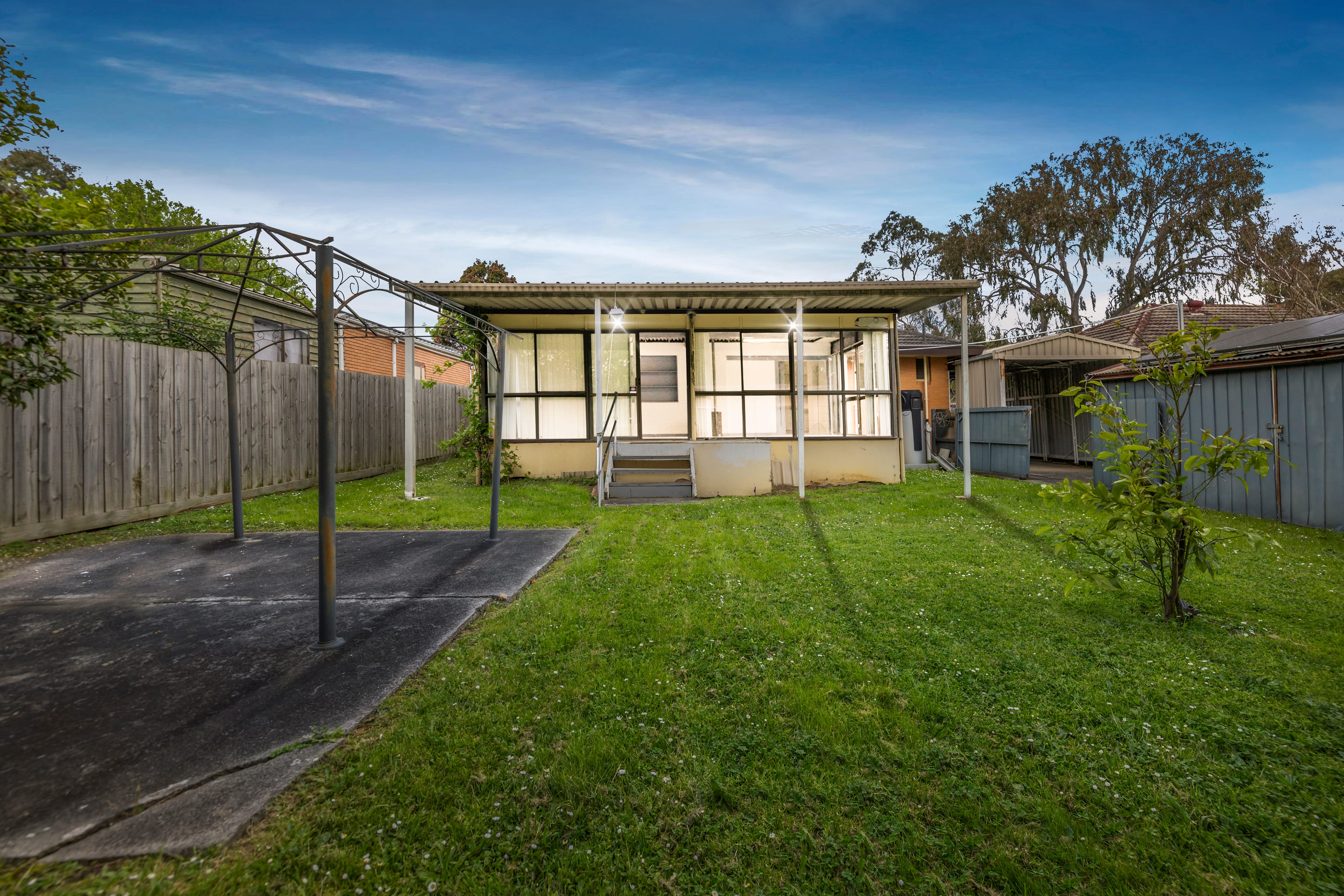13 Whithers Road, Bayswater — listing photograph 13