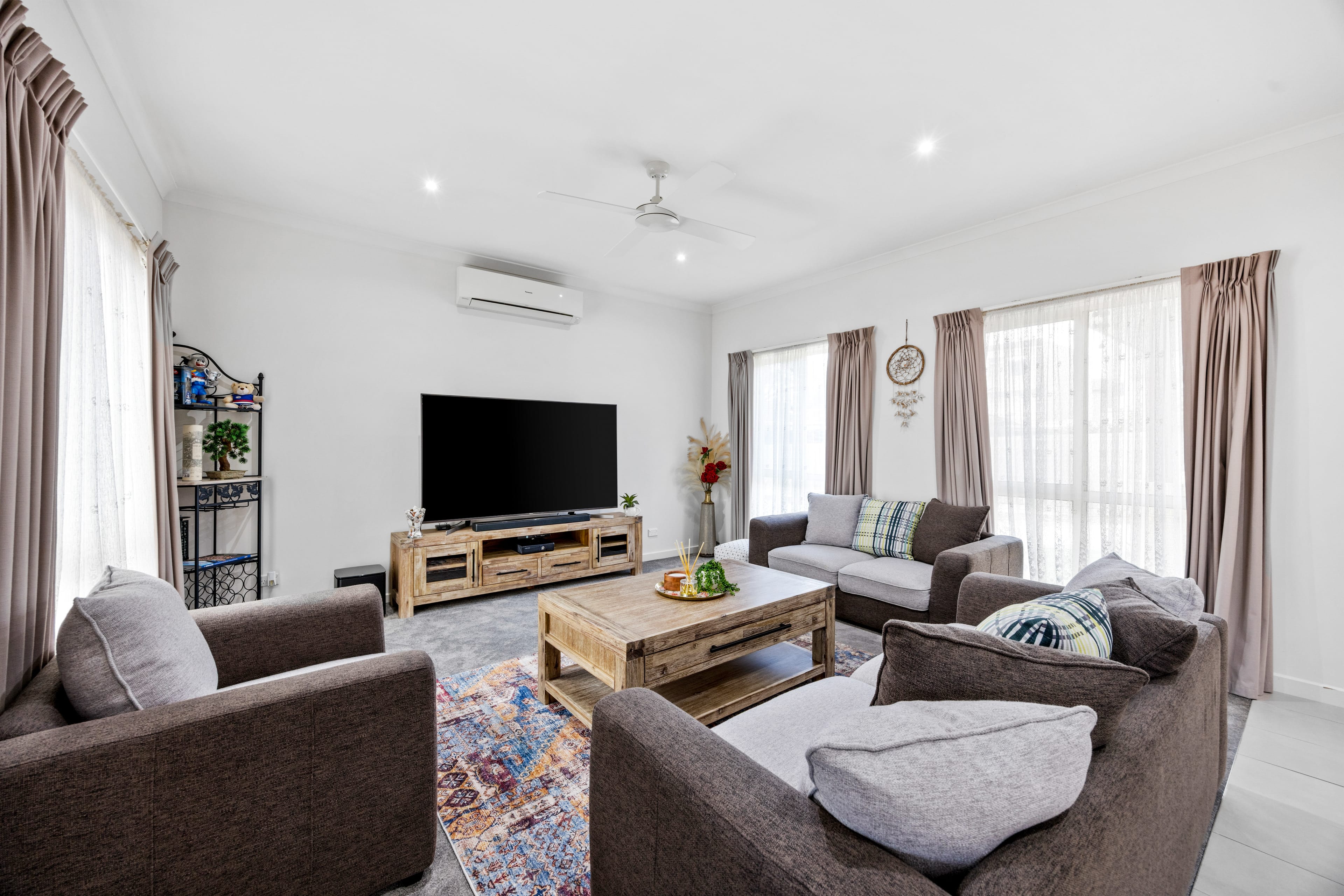 2/1848 Ferntree Gully Road, Ferntree Gully — listing photograph 4