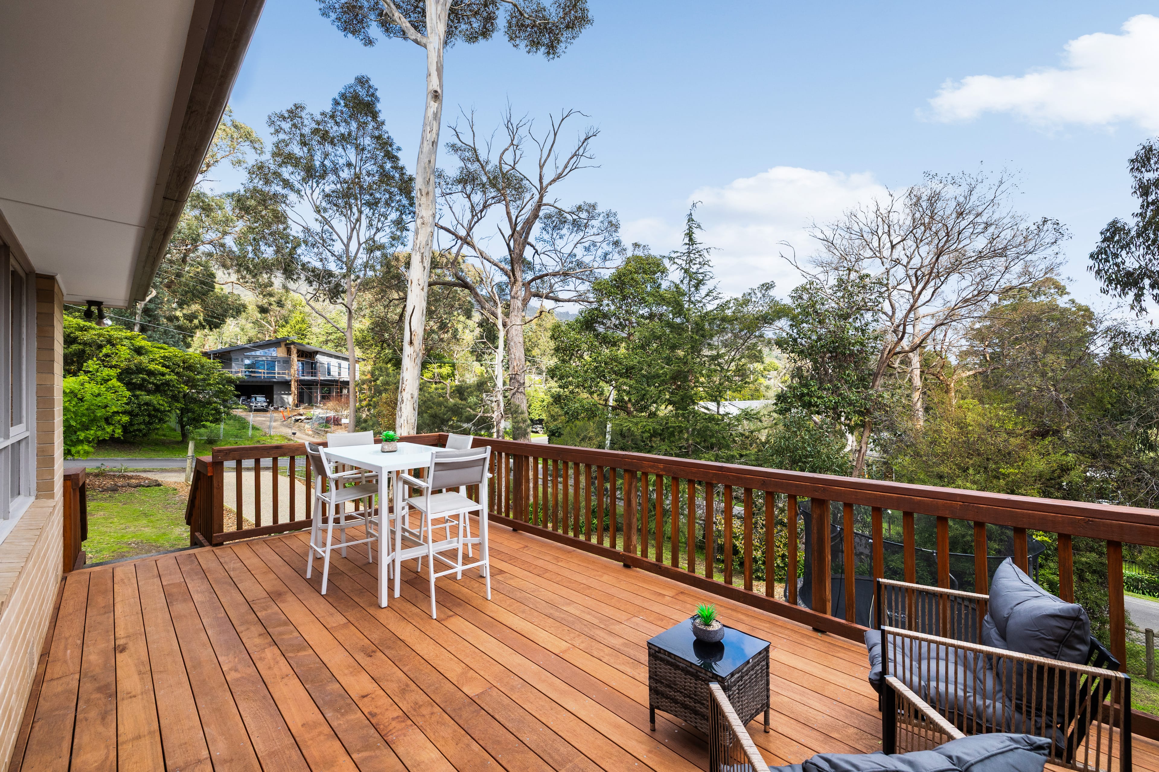 27 Joan Avenue, Ferntree Gully — listing photograph 5