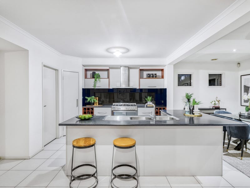17 Joelson Avenue, Scoresby — listing photograph 4