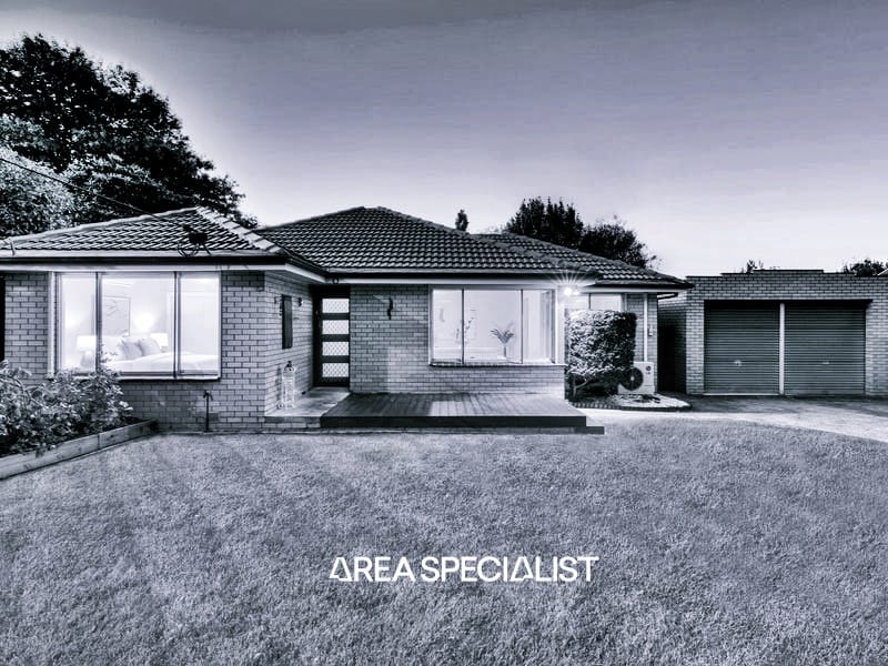 5 Manuka Drive, Ferntree Gully — listing photograph 1