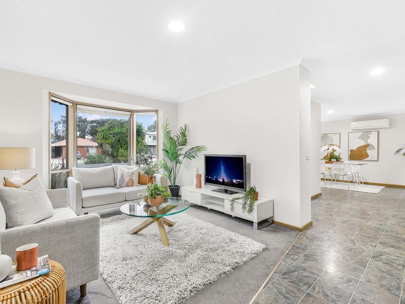1/17 Gilligans Court, Rowville — listing photograph 3