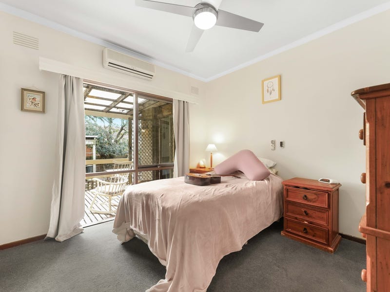 1 Halley Road, Ferntree Gully — listing photograph 13