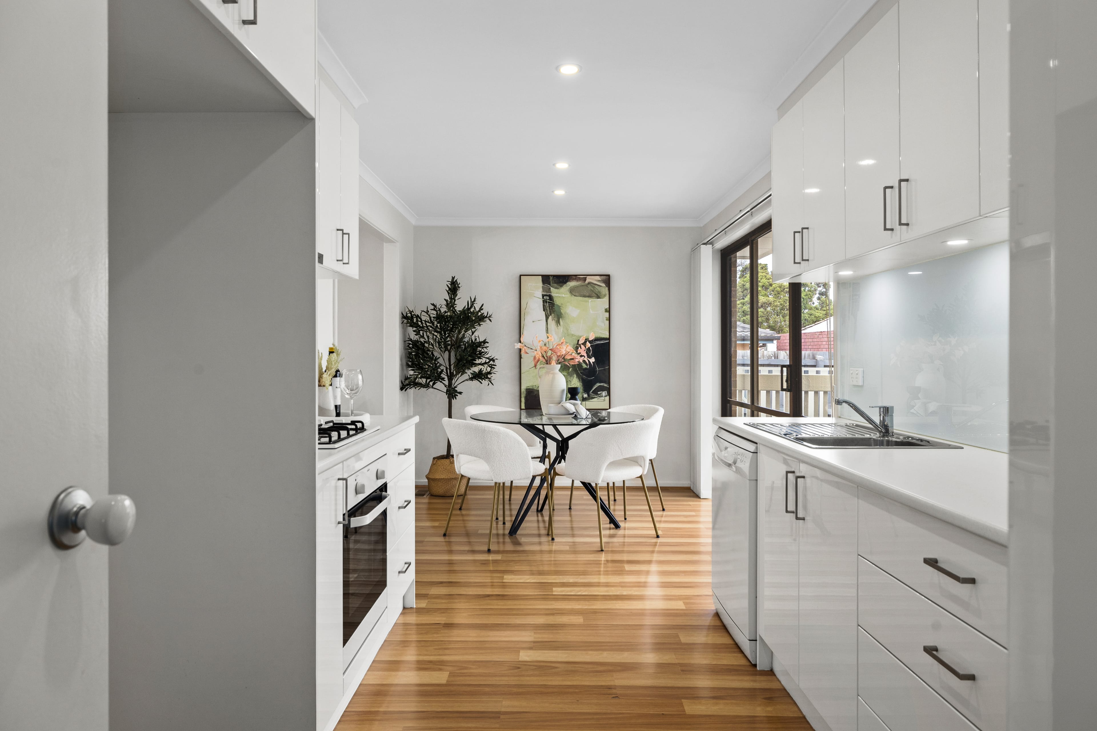 2 Apsley Court, Ferntree Gully — listing photograph 8