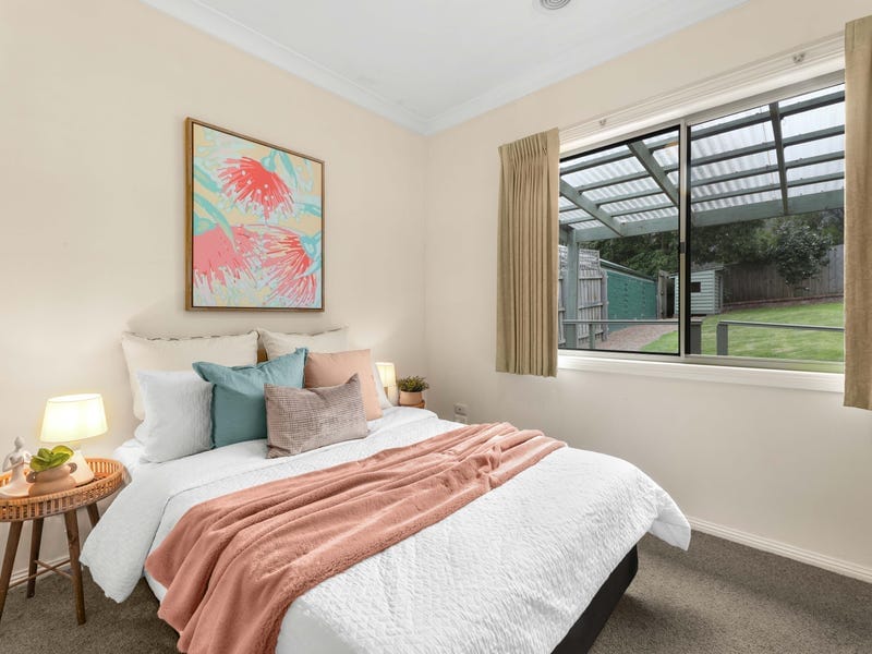 13 Old Belgrave Road, Upper Ferntree Gully — listing photograph 14