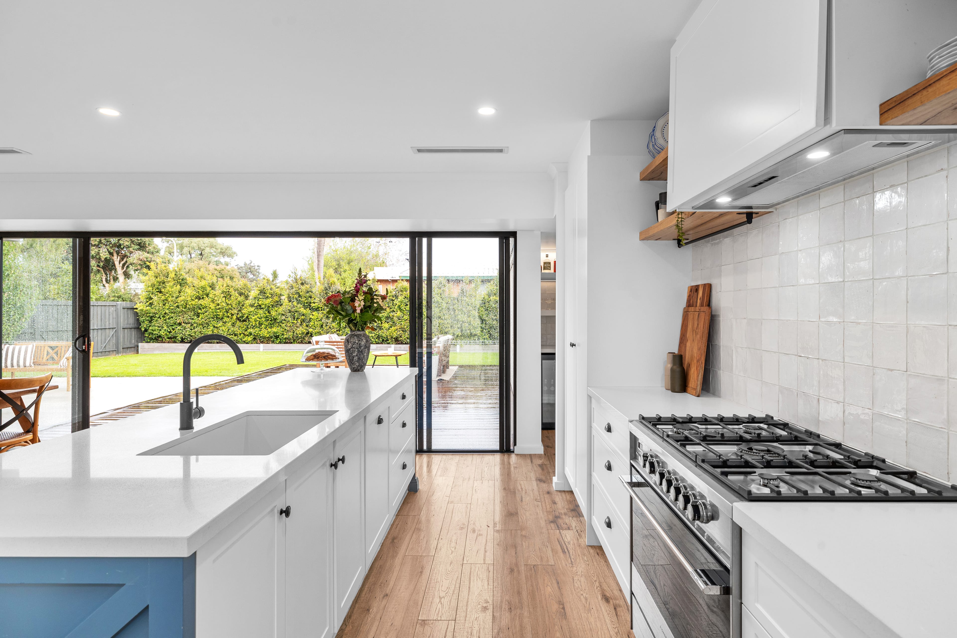 147 Windermere Drive, Ferntree Gully — listing photograph 6