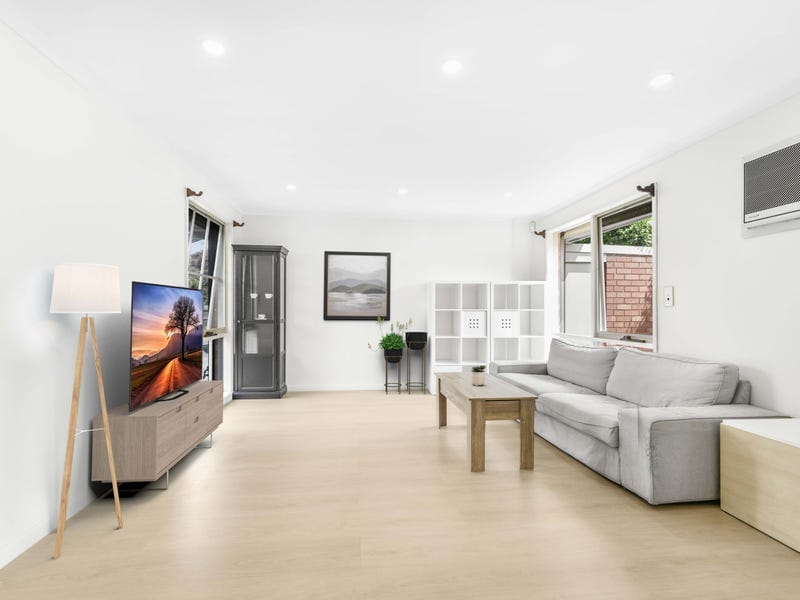 2/95 Wantirna Road, Ringwood — listing photograph 3