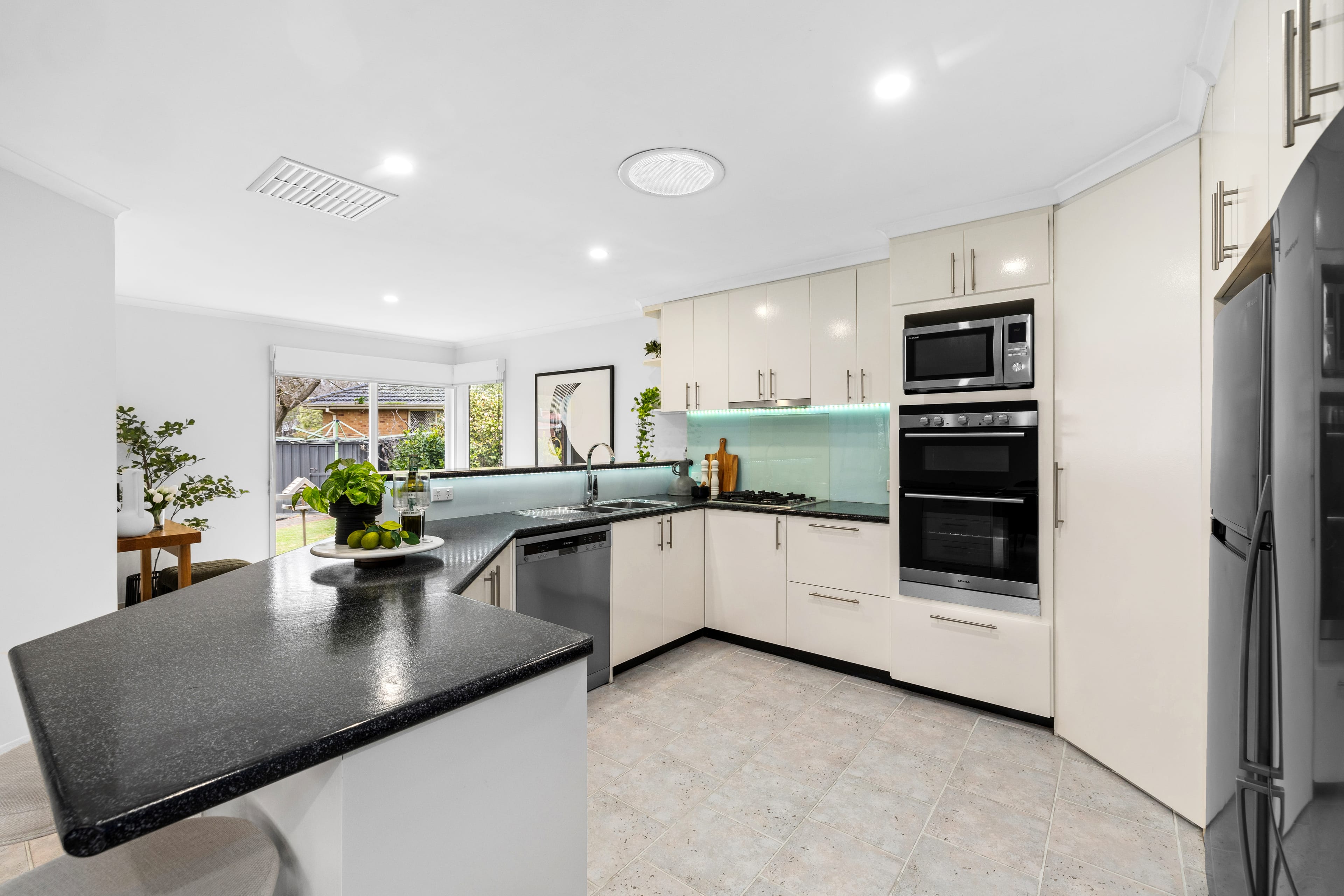 2 Rob Court, Boronia — listing photograph 10