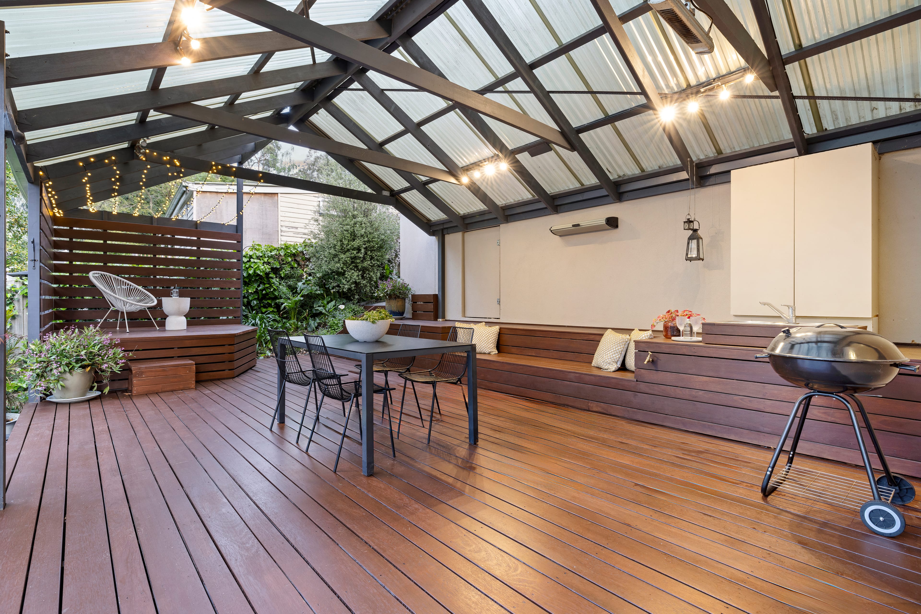 19 Bates Avenue, Upper Ferntree Gully — listing photograph 17