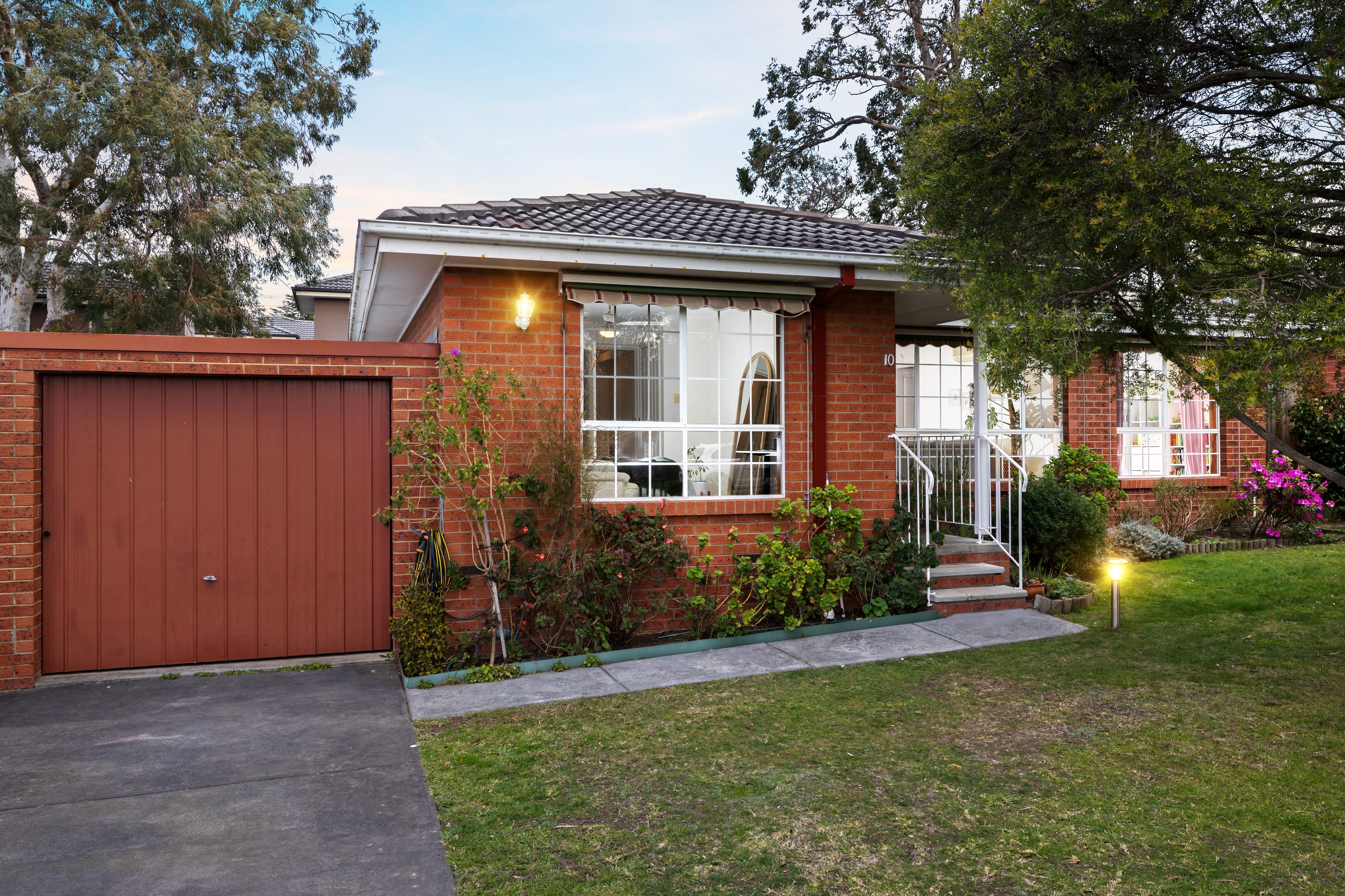 10/40-44 Lusher Road, Croydon — listing photograph 2