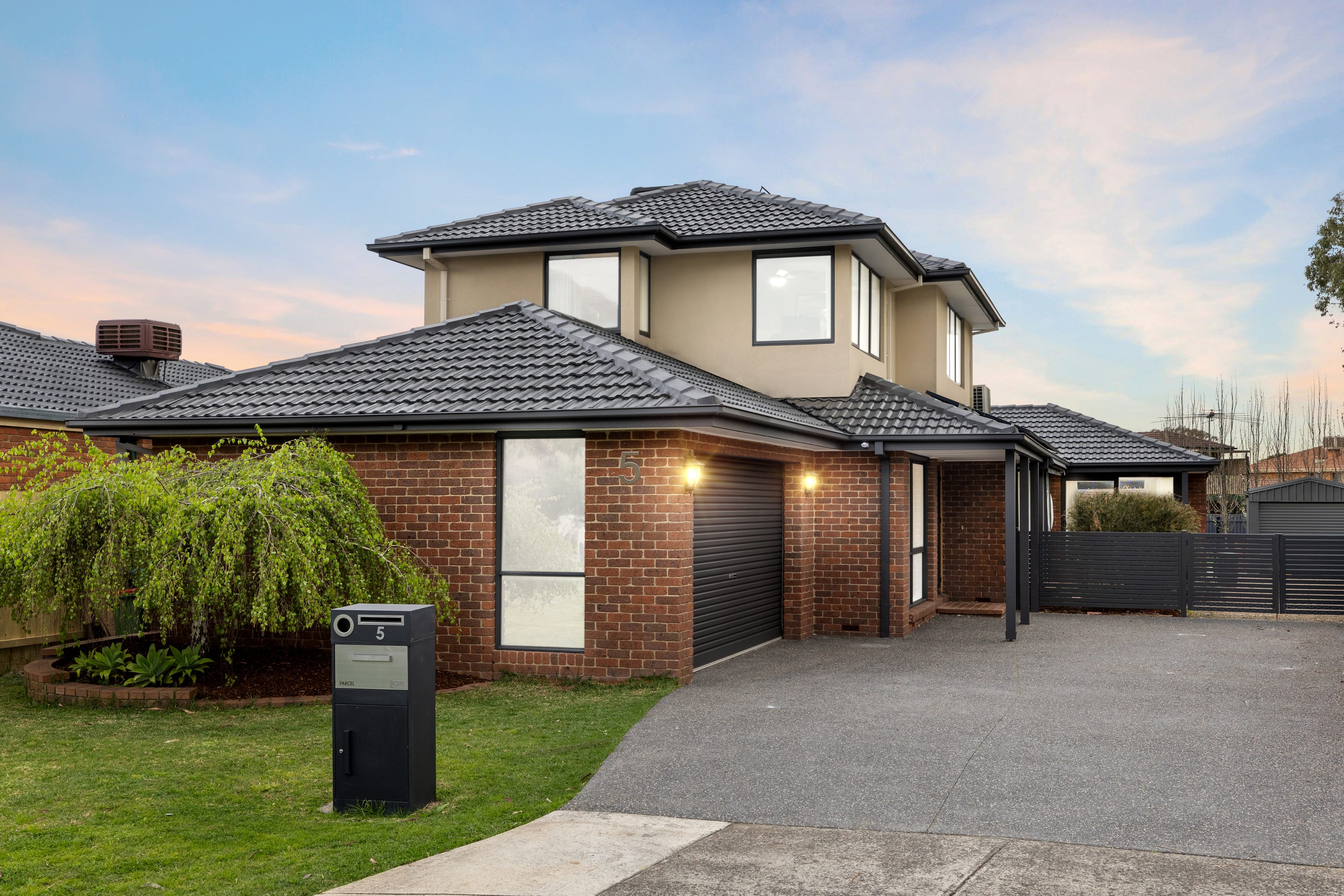 5 Kincaid Court, Ferntree Gully — listing photograph 2