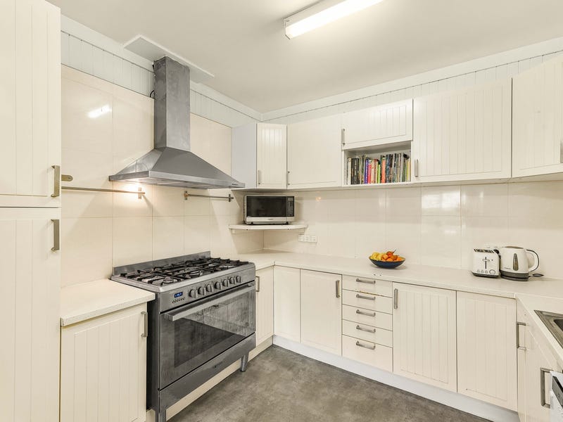 1 Halley Road, Ferntree Gully — listing photograph 8