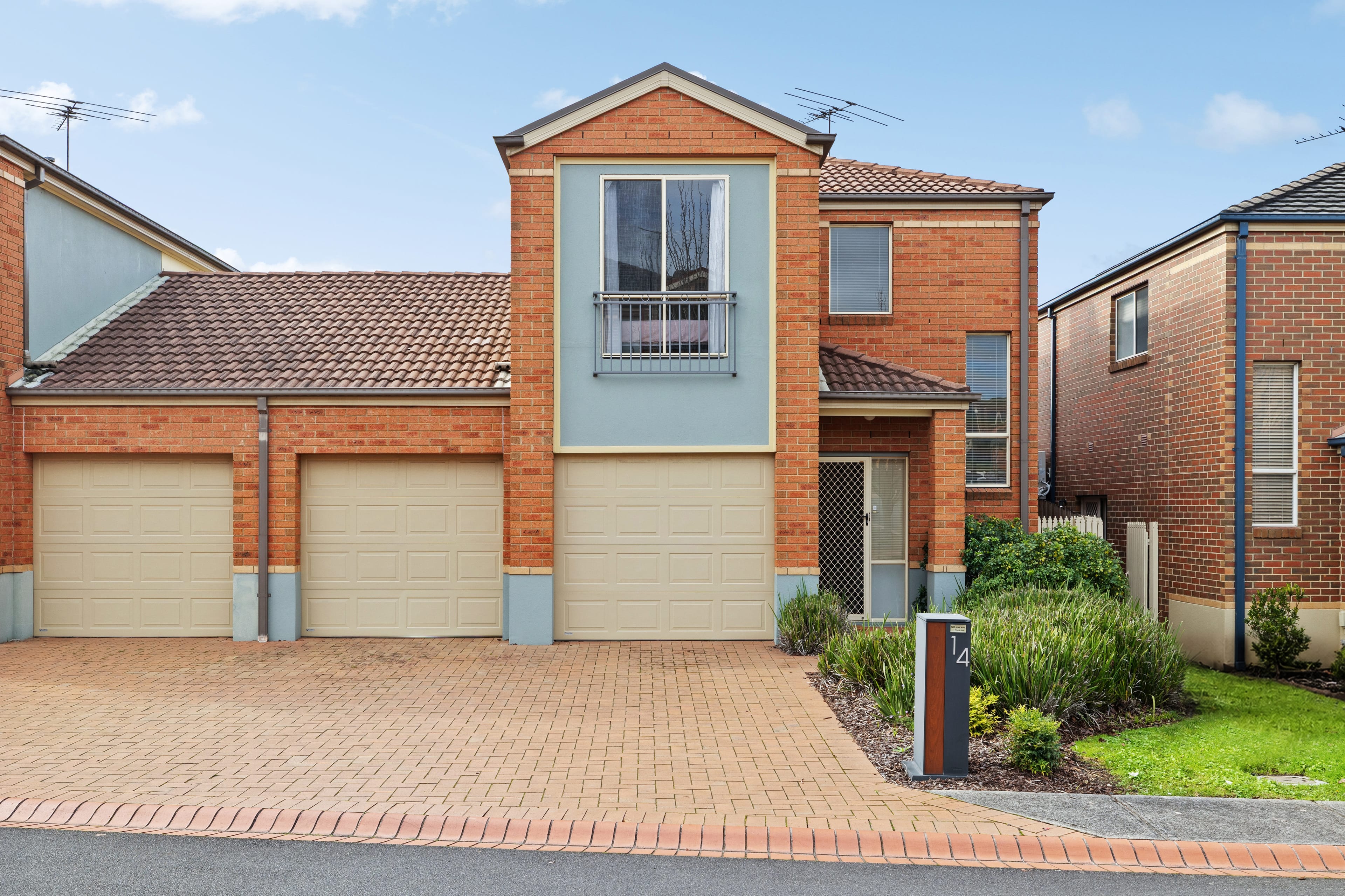 14 Watling Grove, Ferntree Gully — listing photograph 3
