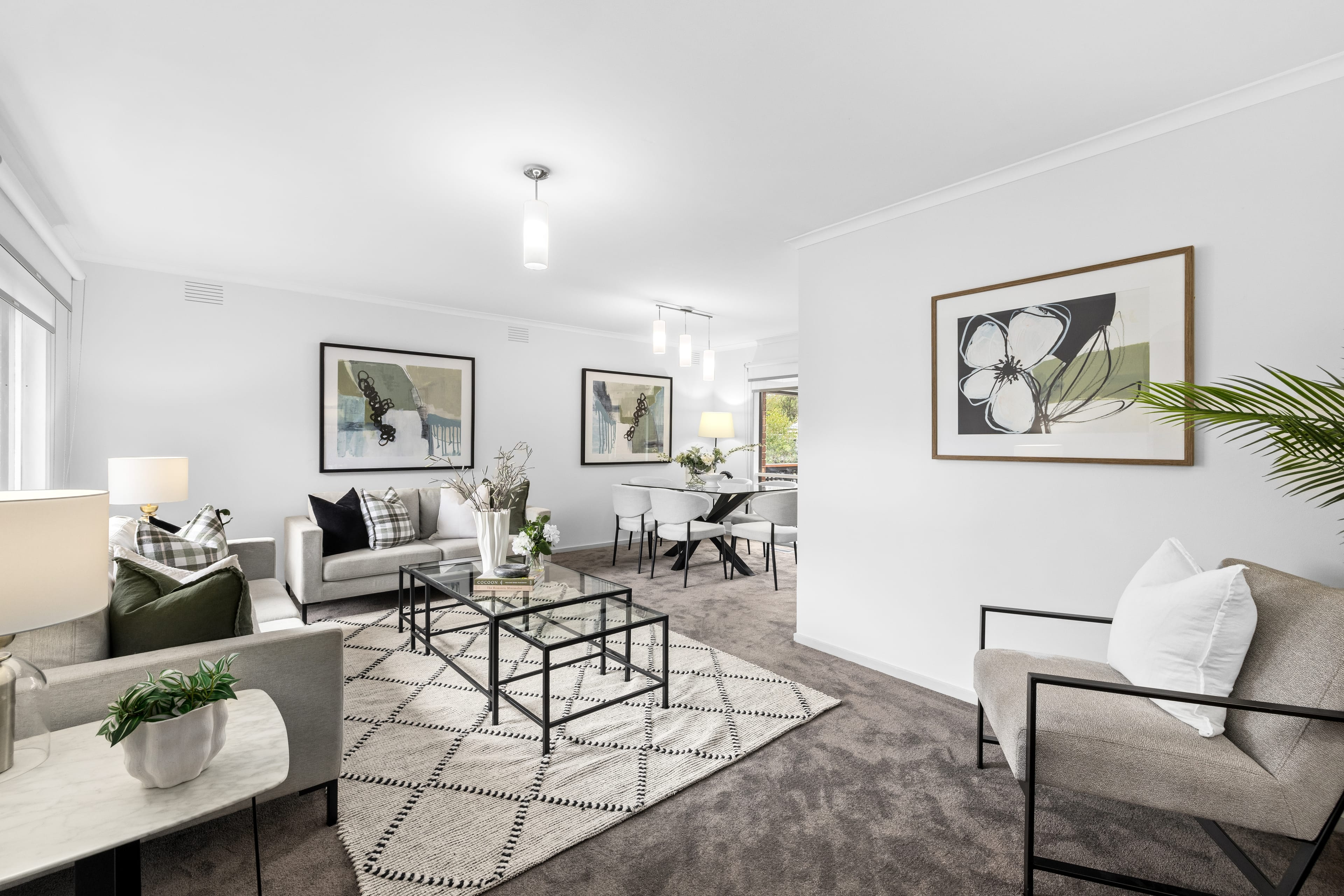 2 Rob Court, Boronia — listing photograph 3