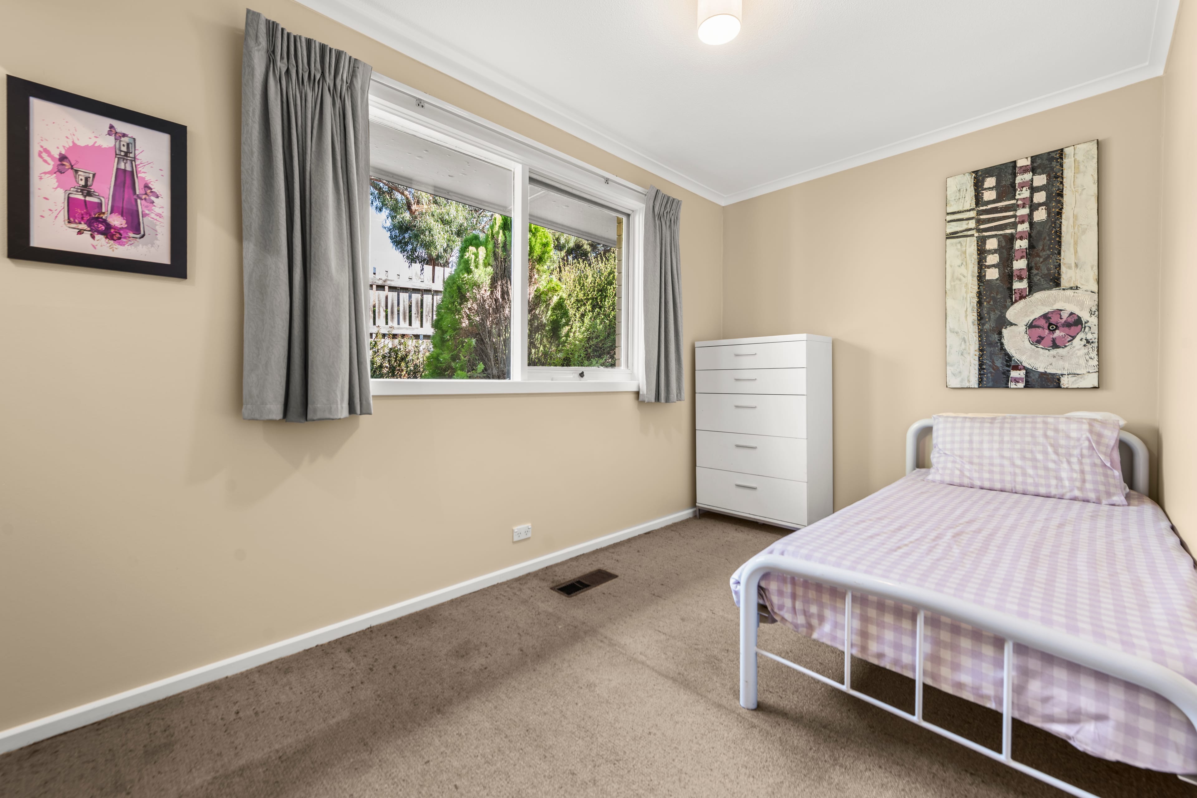 12 Salmon Road, Boronia — listing photograph 9
