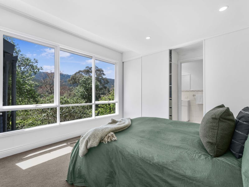15 Ferndale Road, Upper Ferntree Gully — listing photograph 7