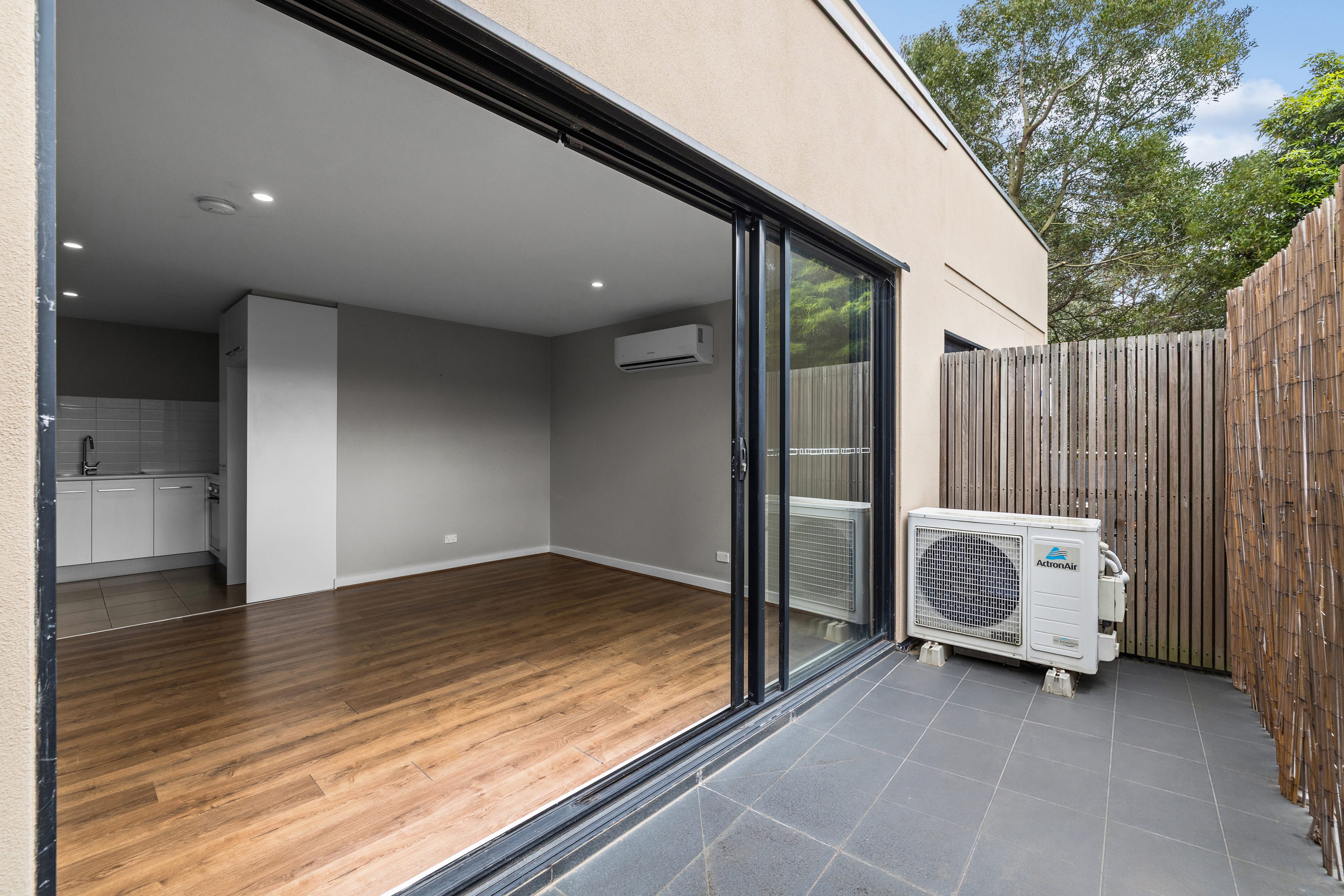102/6 Sundew Avenue, Boronia — listing photograph 10