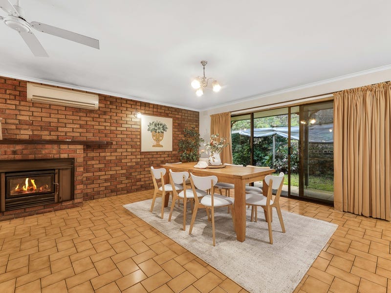 21 Simpsons Road, The Basin — listing photograph 4