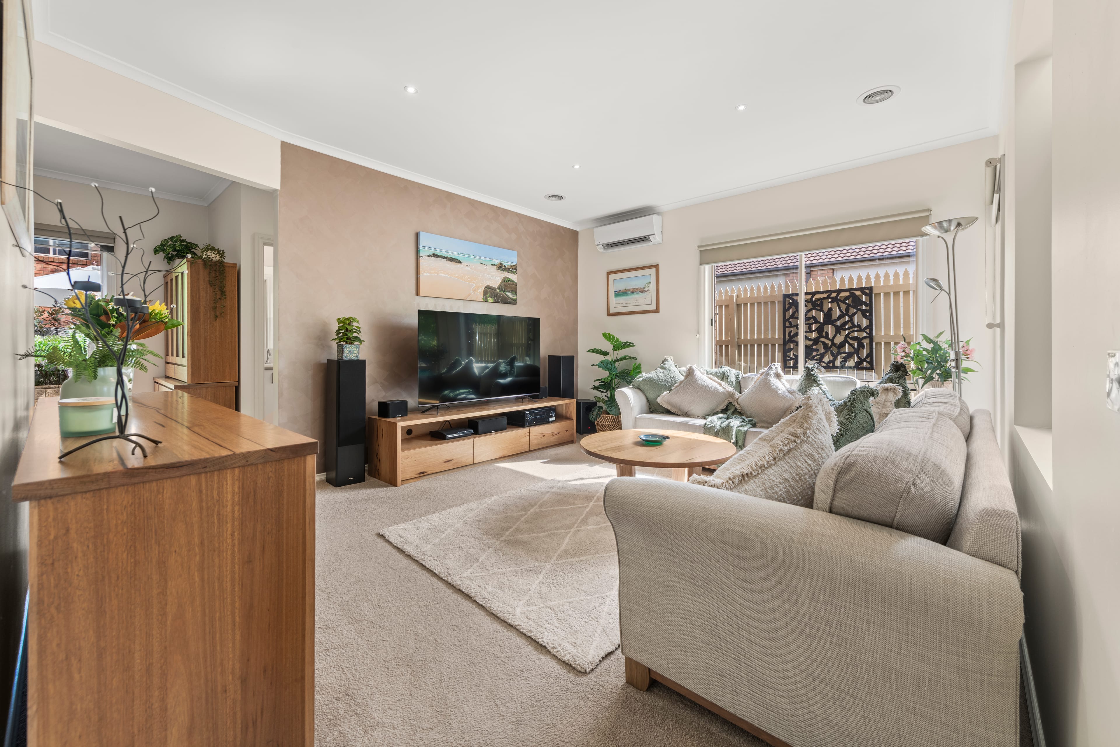 4 Houghton Drive, Ferntree Gully — listing photograph 4