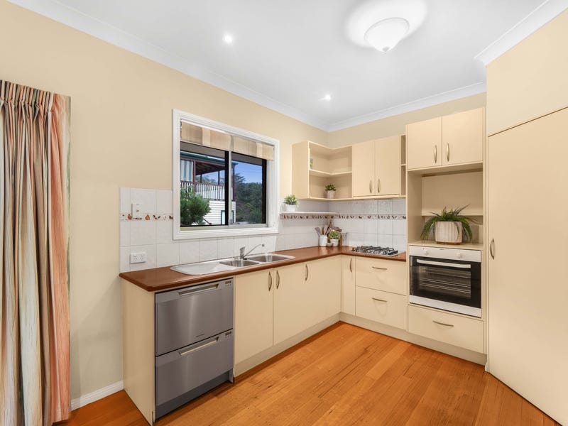 13 Old Belgrave Road, Upper Ferntree Gully — listing photograph 9