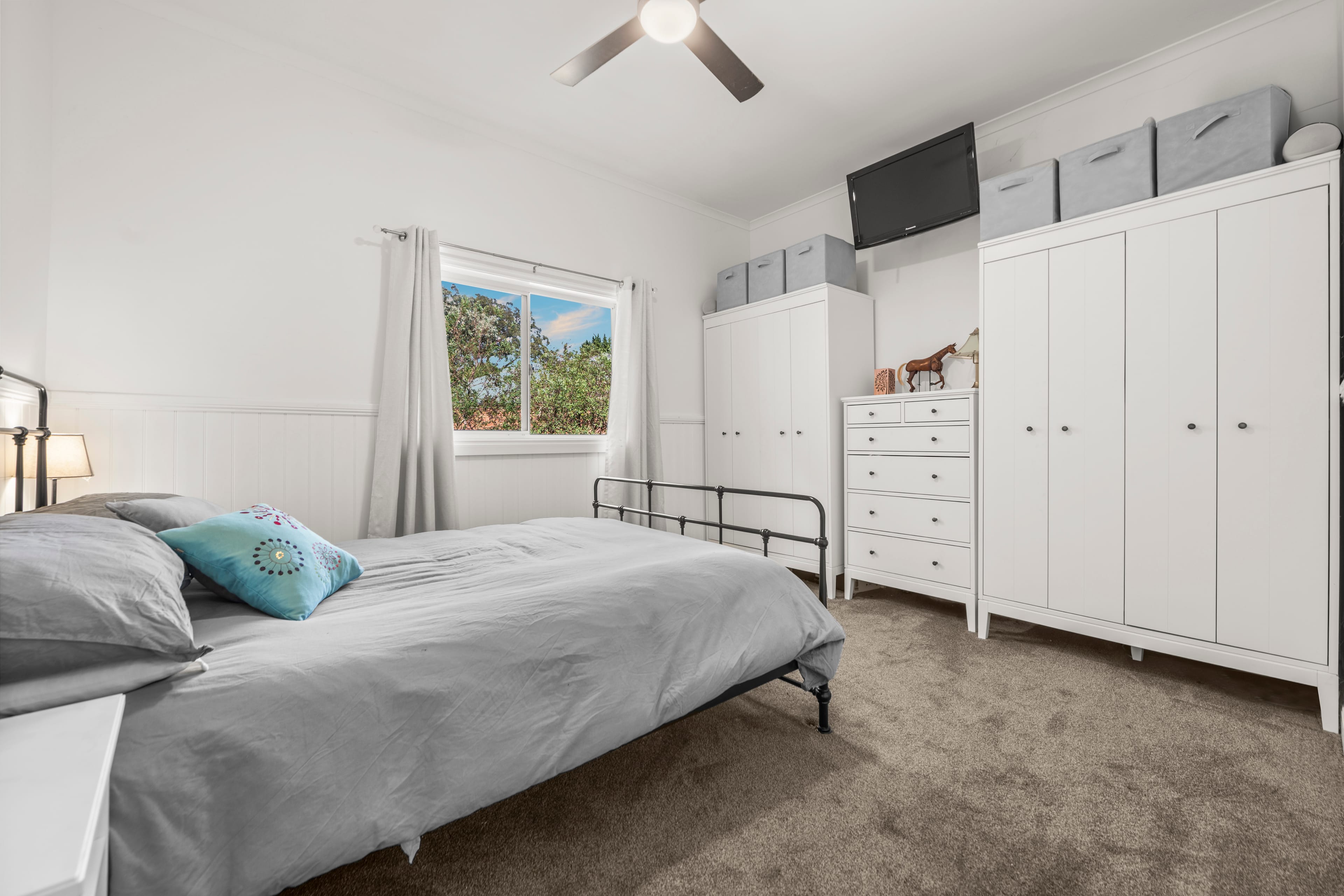 43 Joan Avenue, Ferntree Gully — listing photograph 8